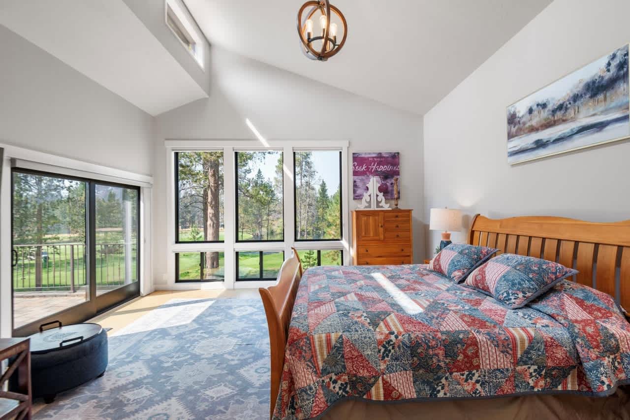 On Golf Course, Game Room, Hot Tub | The 19th Hole