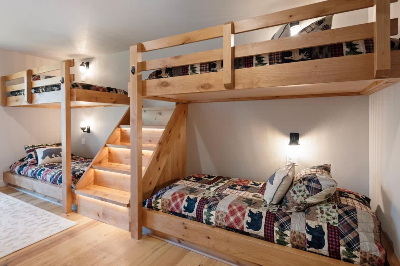 On Golf Course, Game Room, Hot Tub | The 19th Hole