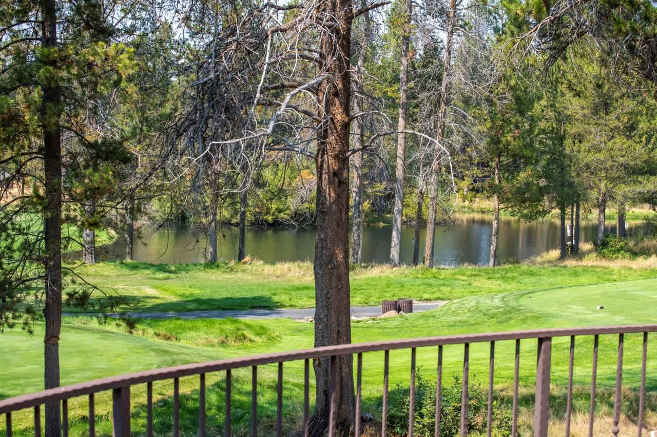 On Golf Course, Game Room, Hot Tub | The 19th Hole