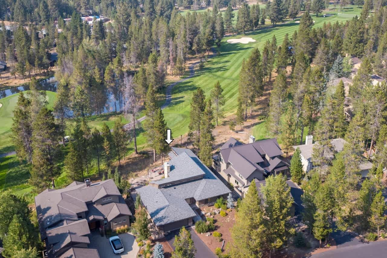 On Golf Course, Game Room, Hot Tub | The 19th Hole