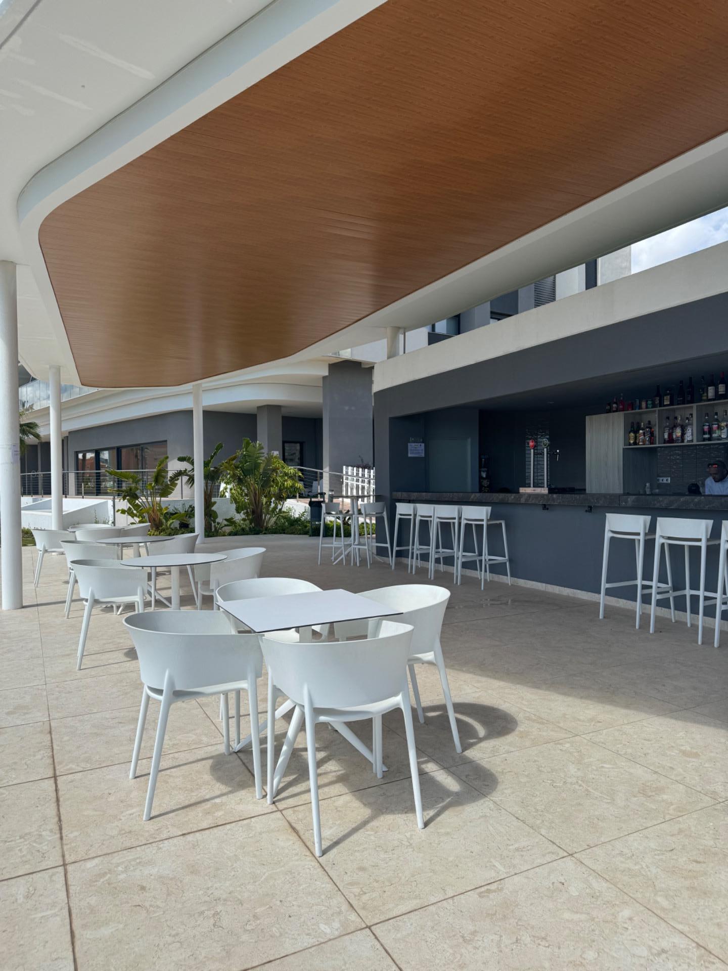 Av. República Argentina, 17, 1 1, 03502 Benidorm, Alicante, Spain