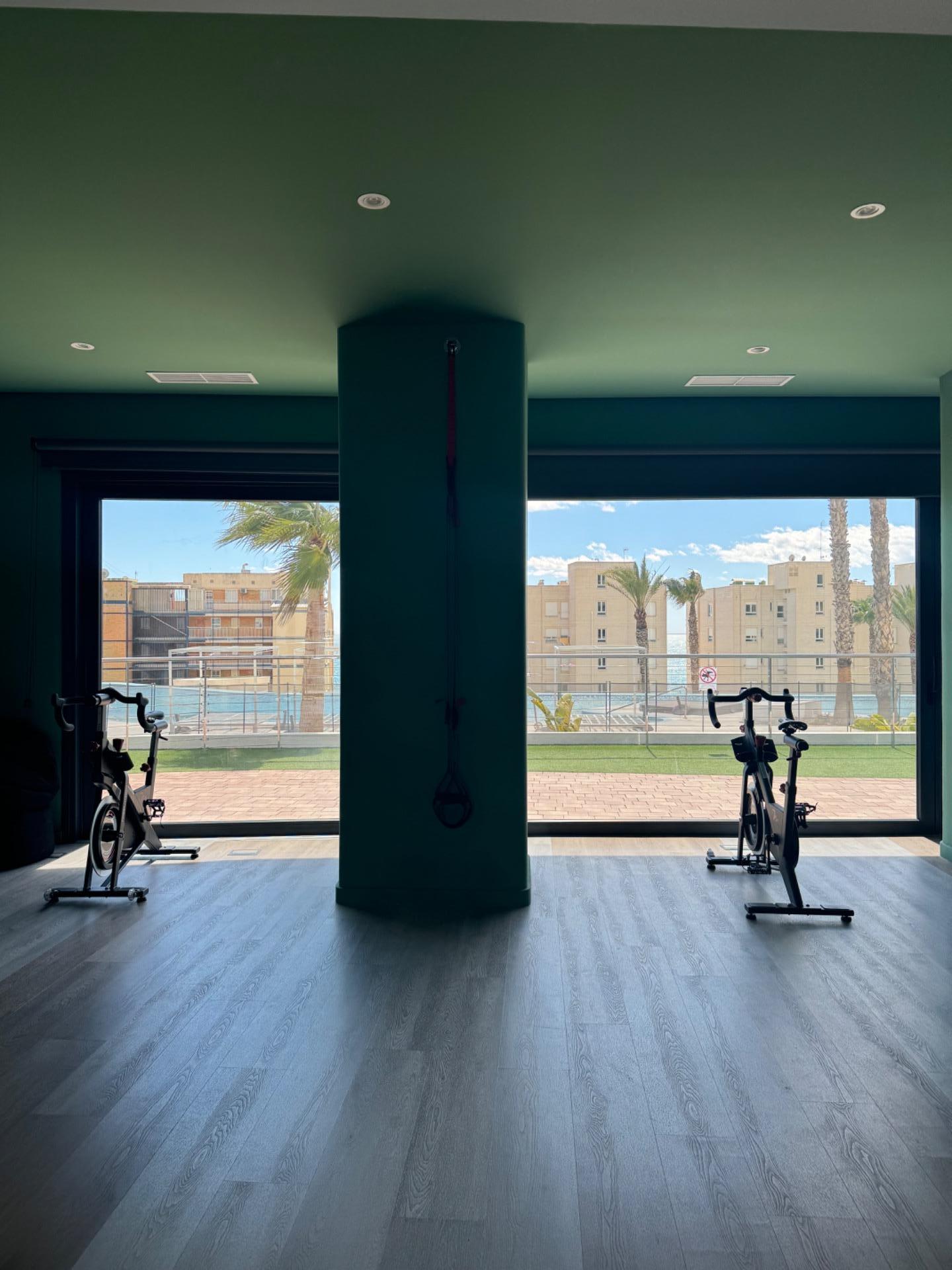 Av. República Argentina, 17, 1 1, 03502 Benidorm, Alicante, Spain