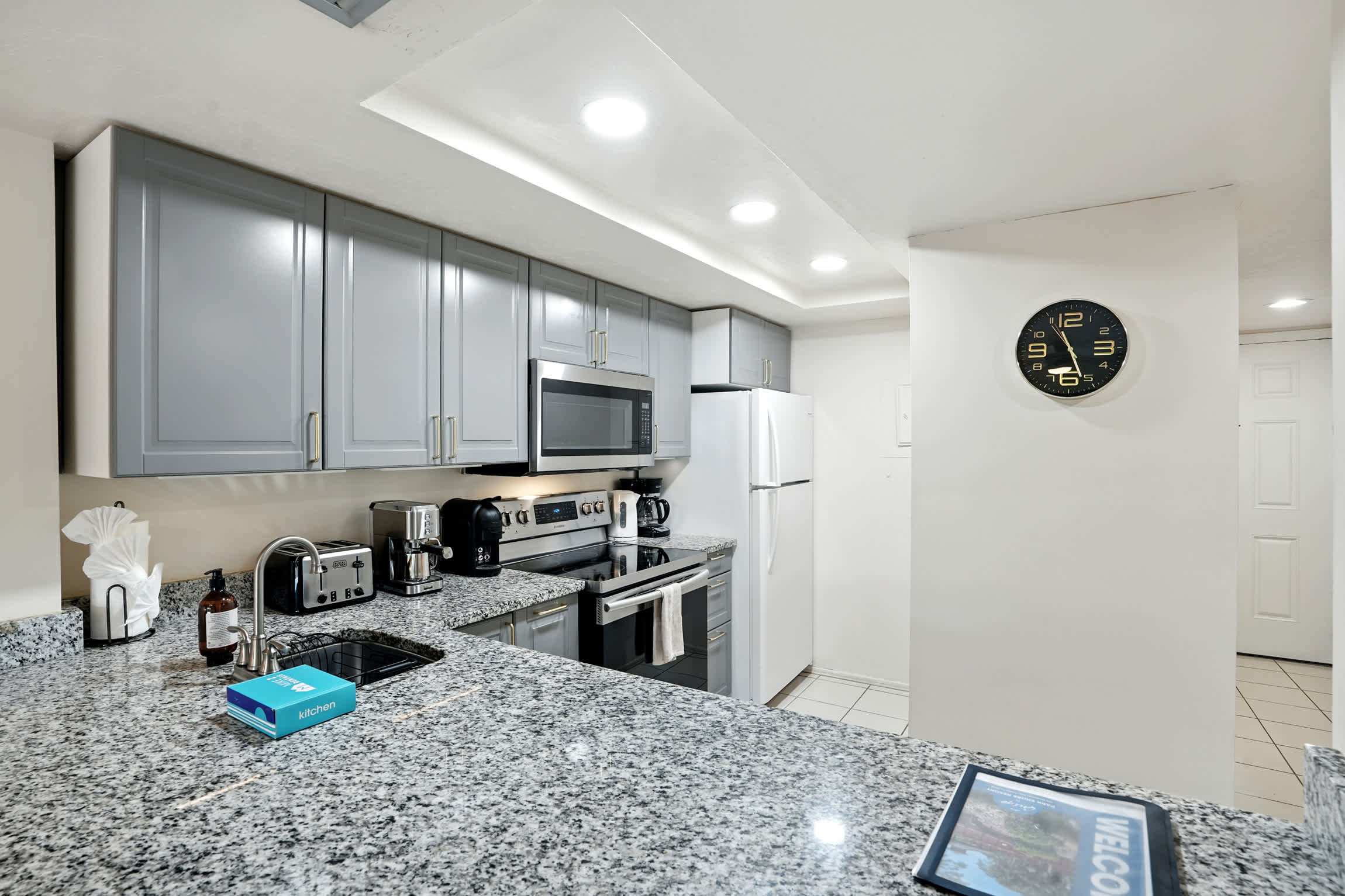 I 352 Beautiful Lake Views Walk to Amenities | Photo 11