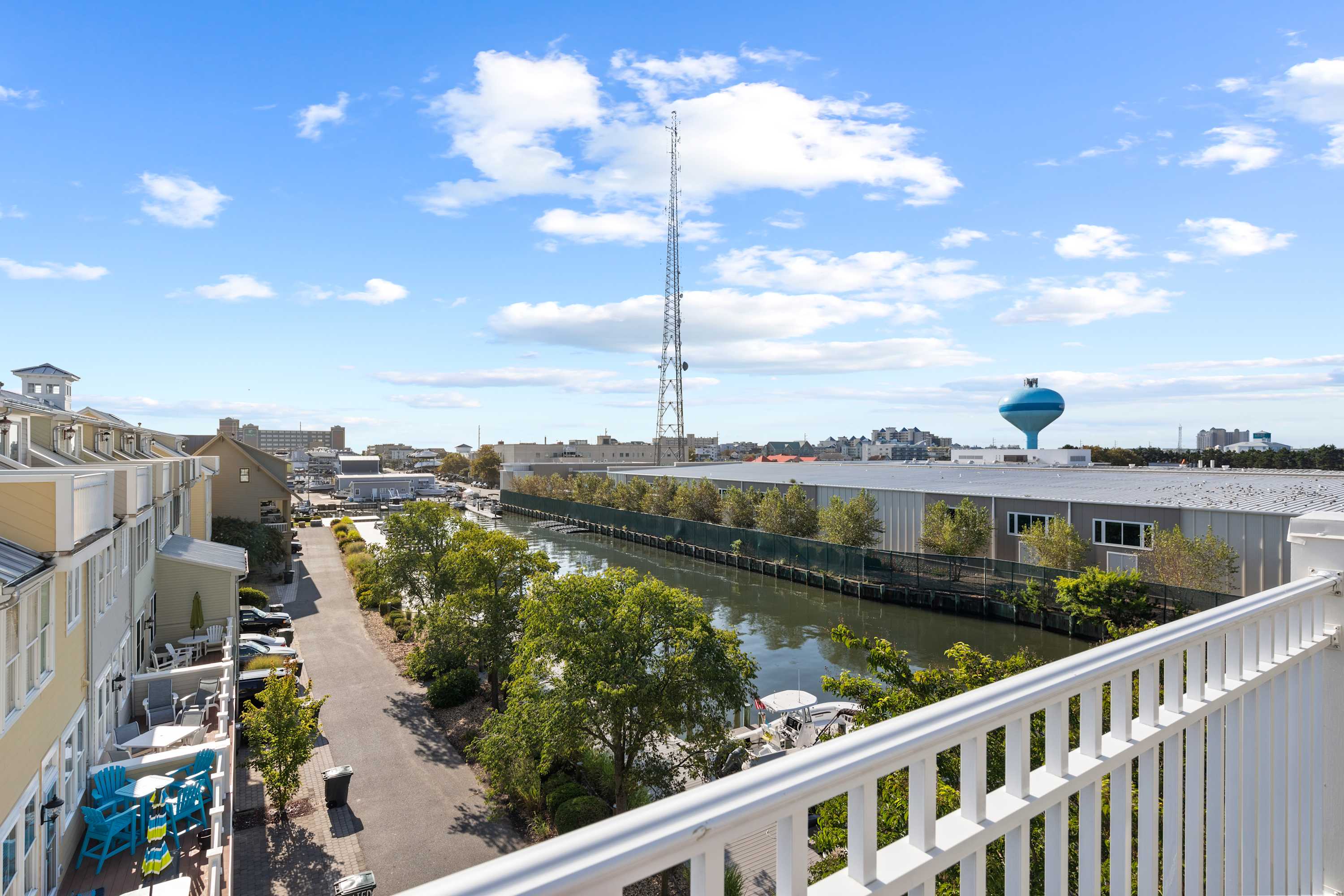 27 Island Edge - Sunset Island  Family Luxury Townhome