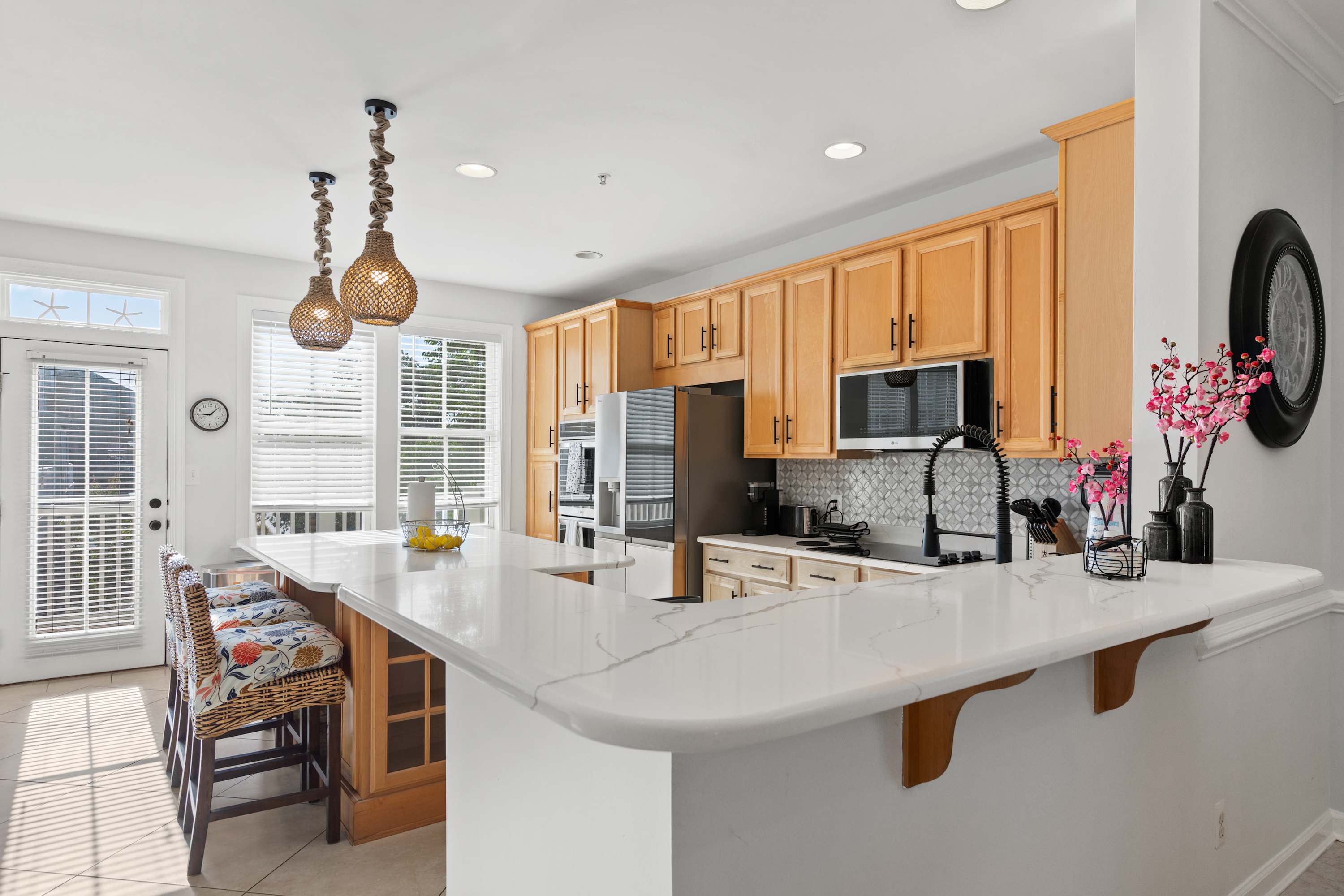 27 Island Edge - Sunset Island  Family Luxury Townhome