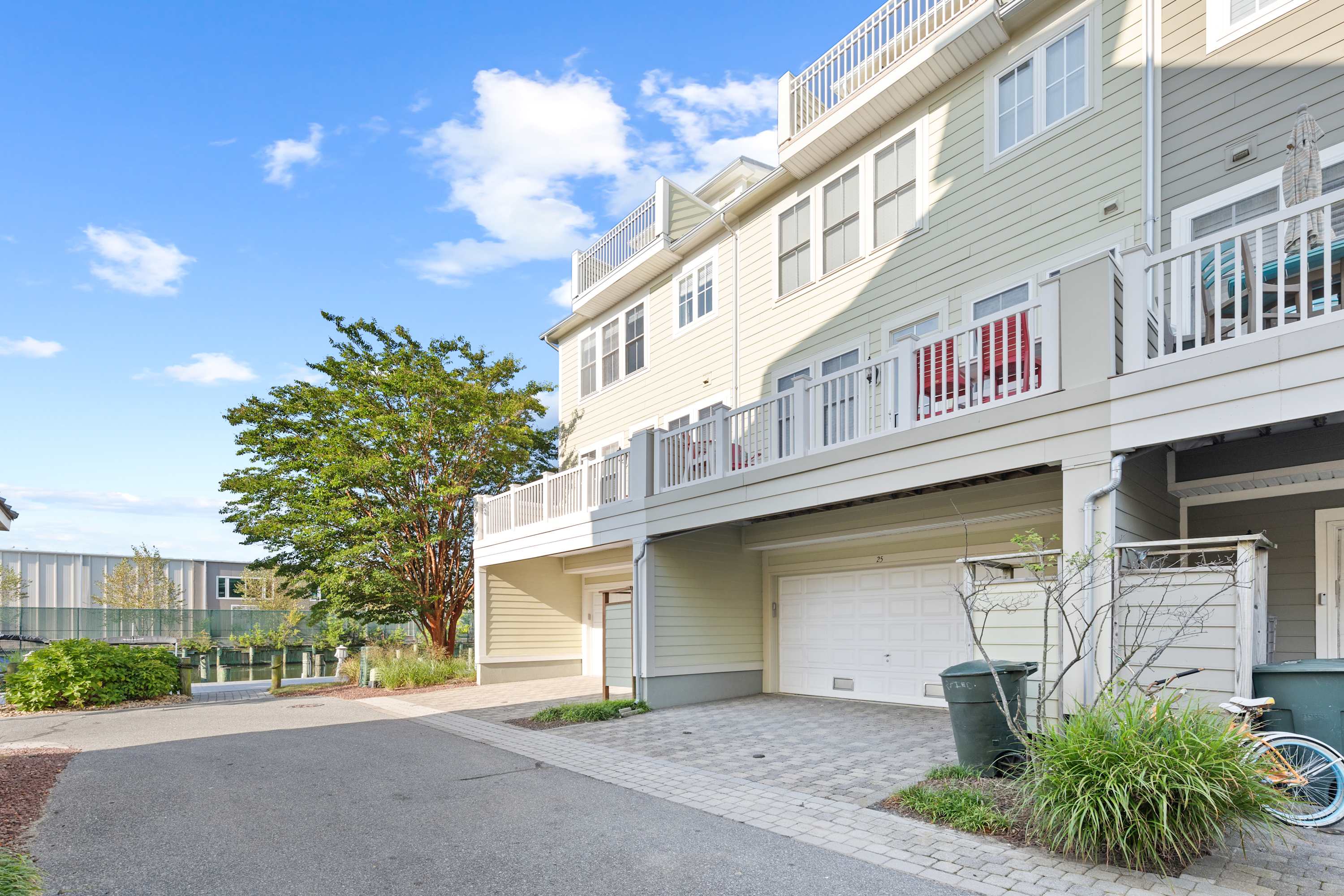 27 Island Edge - Sunset Island  Family Luxury Townhome