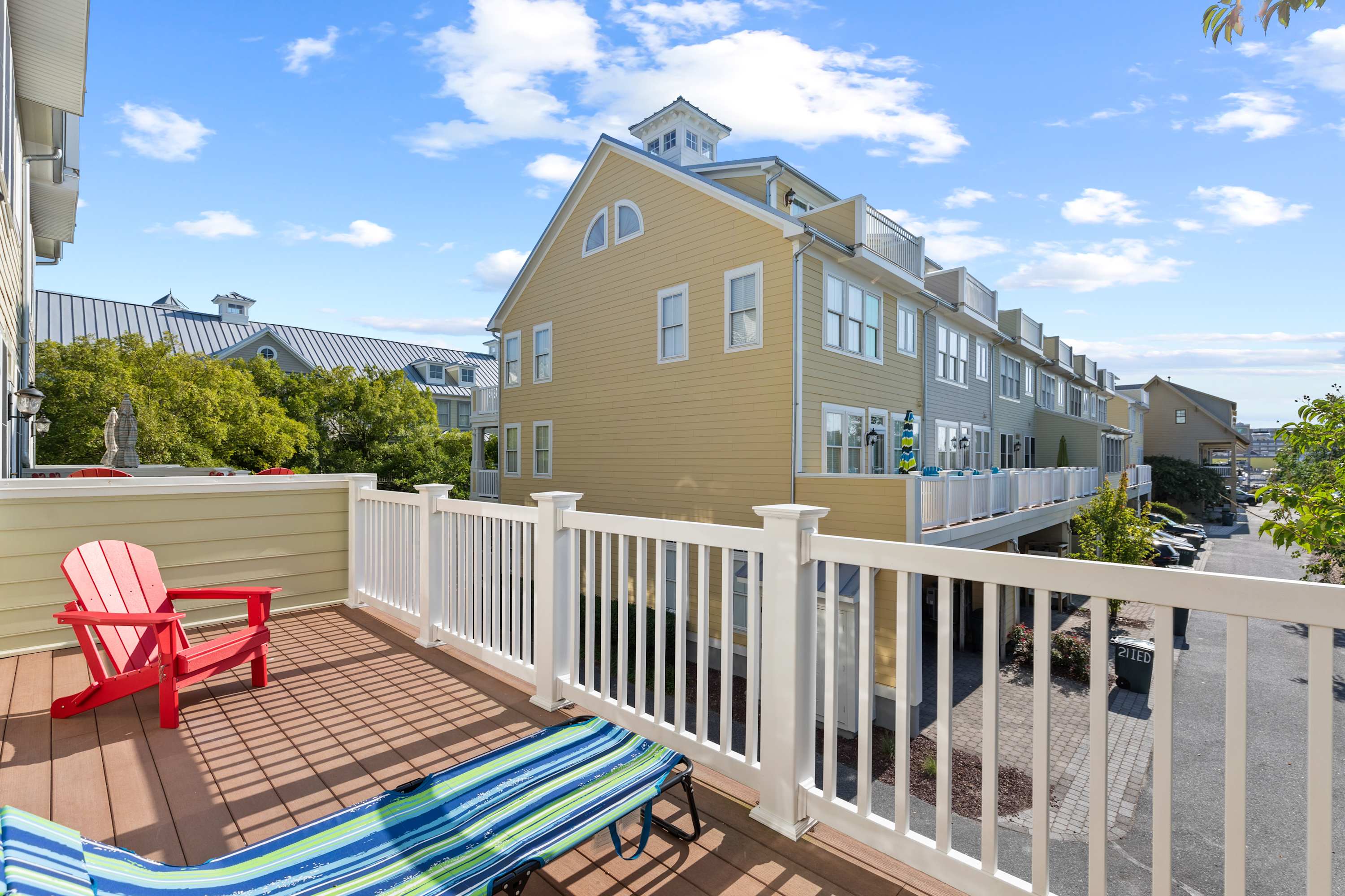 27 Island Edge - Sunset Island  Family Luxury Townhome