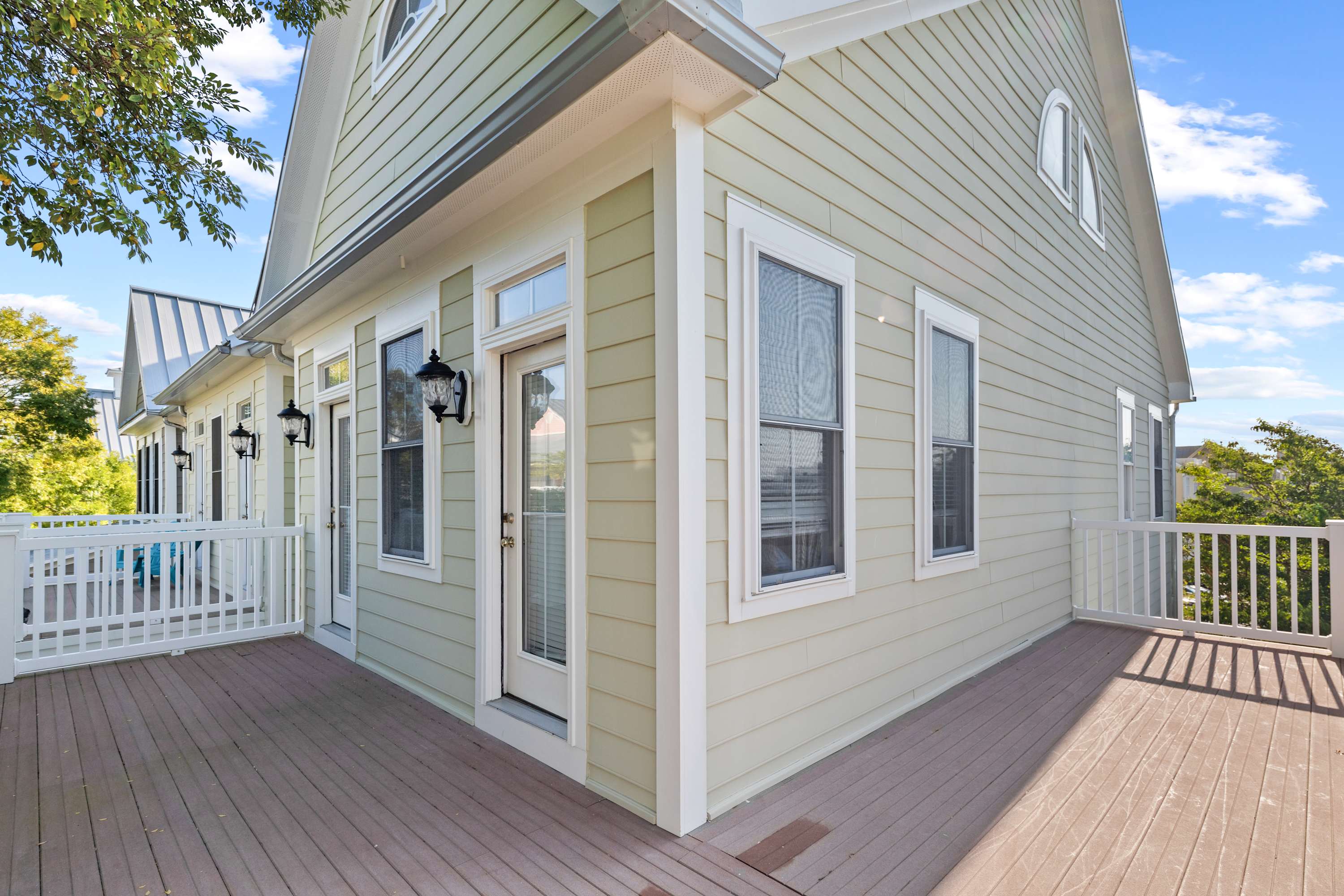 27 Island Edge - Sunset Island  Family Luxury Townhome