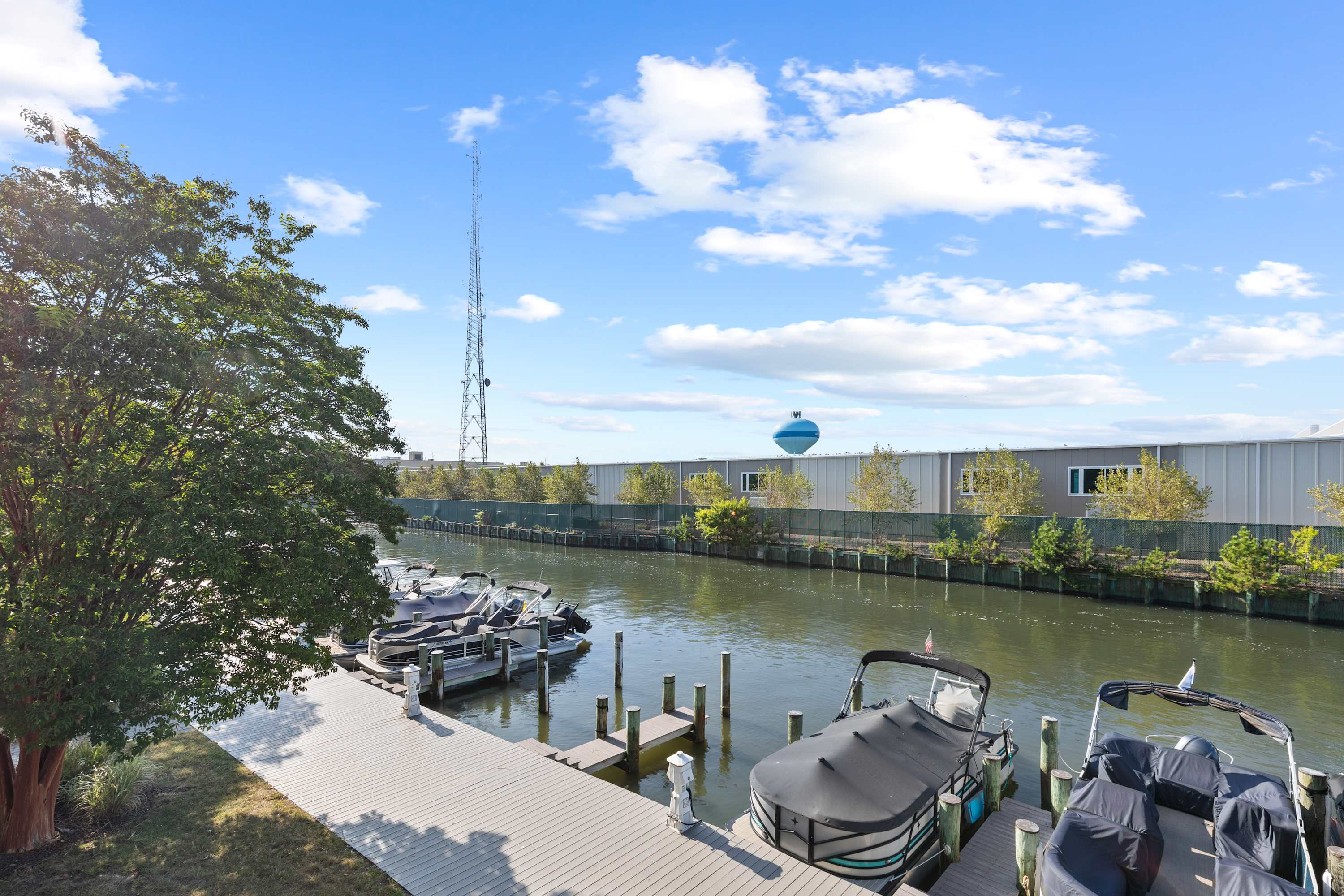 27 Island Edge - Sunset Island  Family Luxury Townhome