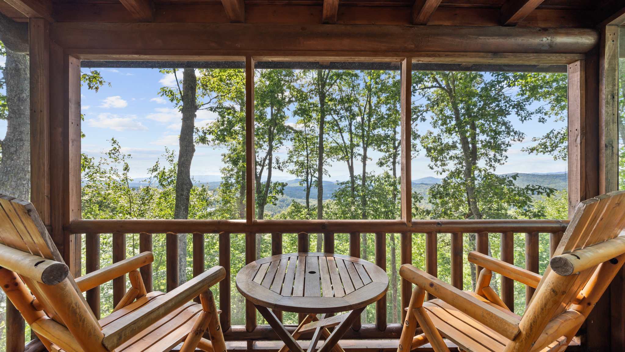 MTN Views~Hot Tub~Fire Pit~Pool Table~Games — Morganton, GA — vacation rental