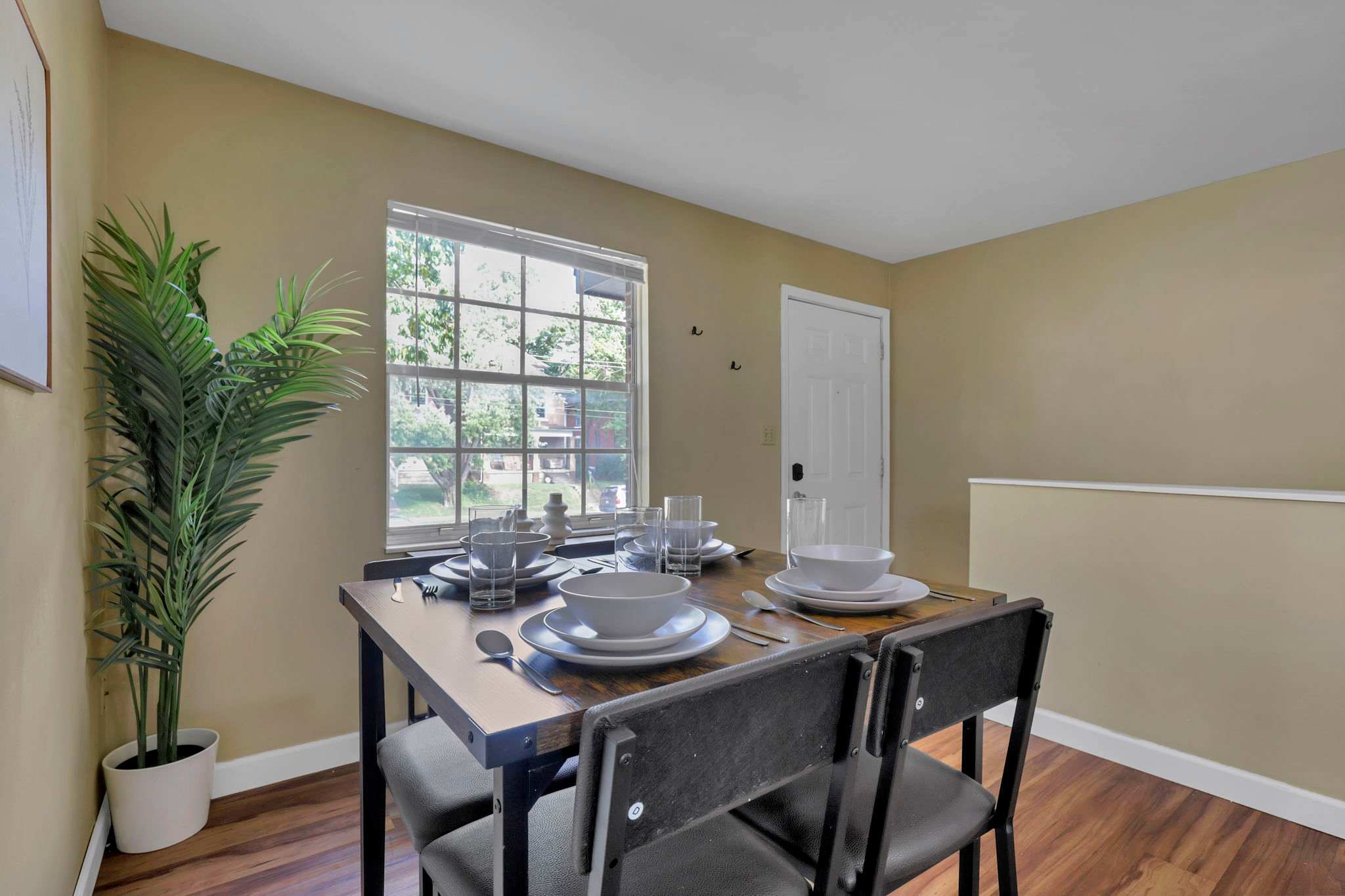 Spacious 5-Bedroom Retreat in Central Columbus  Perfect for Groups!