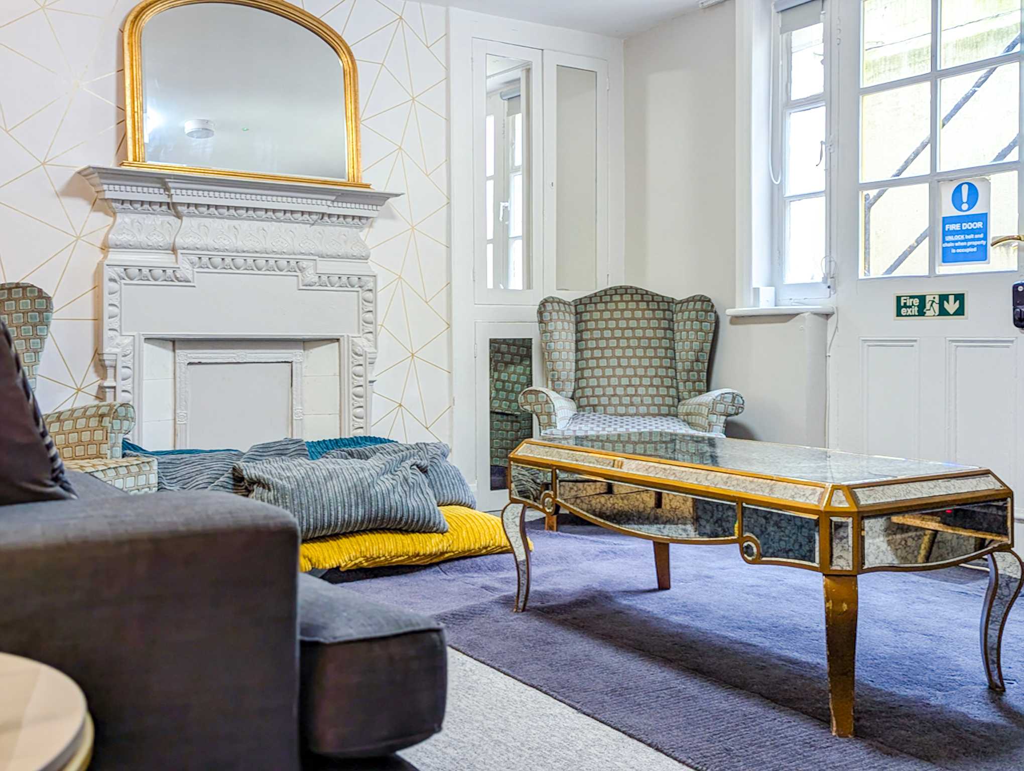 Chocolate Box |Sleeps 18| by Brighton Holiday Lets - Brighton Holiday Home - Image 6