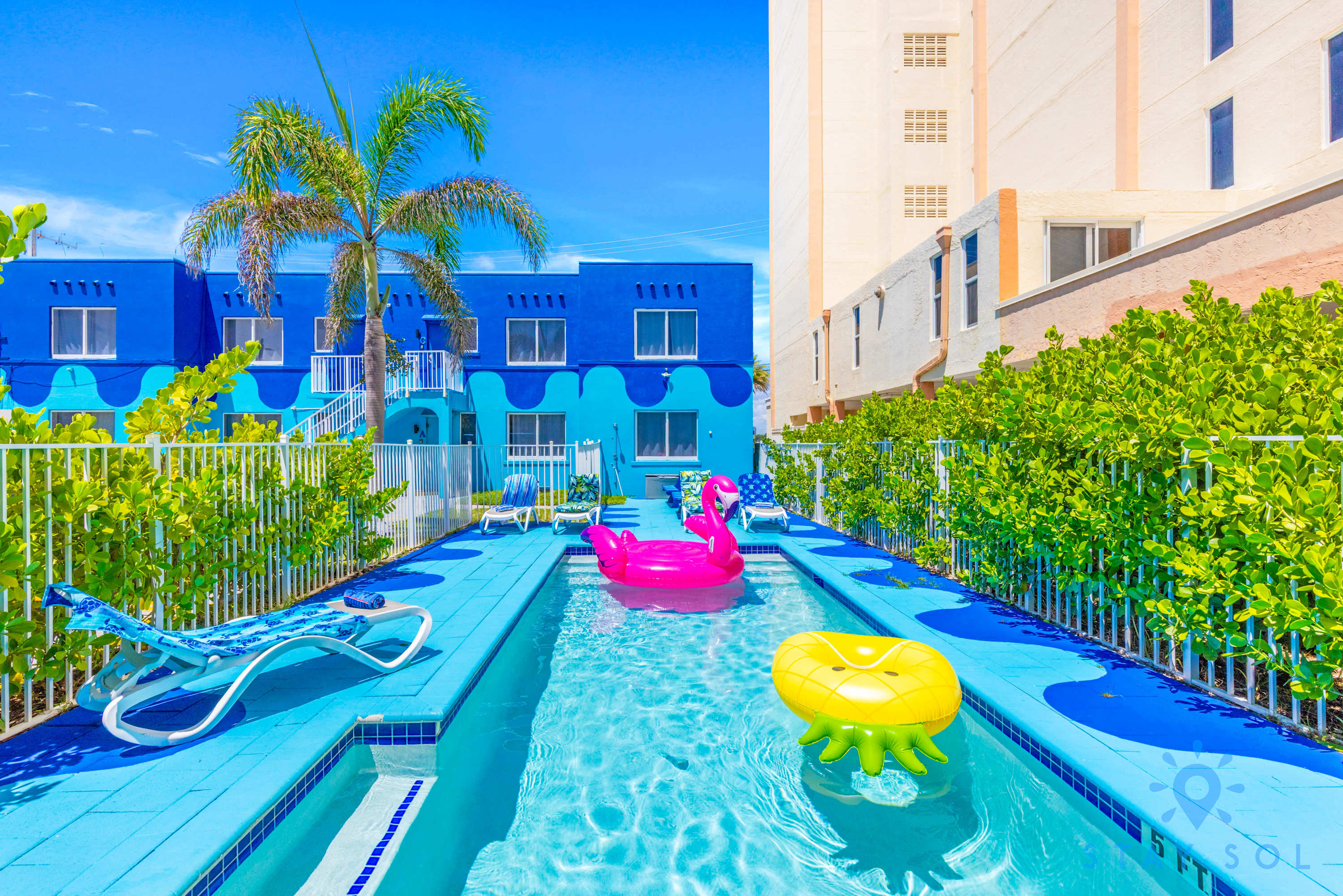 2BR Hollywood Broadwalk Haven | Free Parking