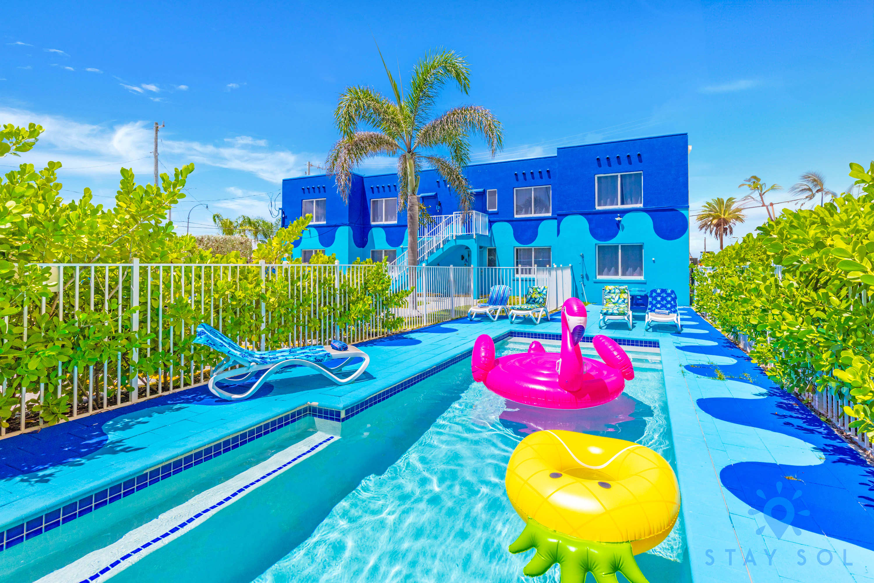 Hollywood Broadwalk Haven + Pool