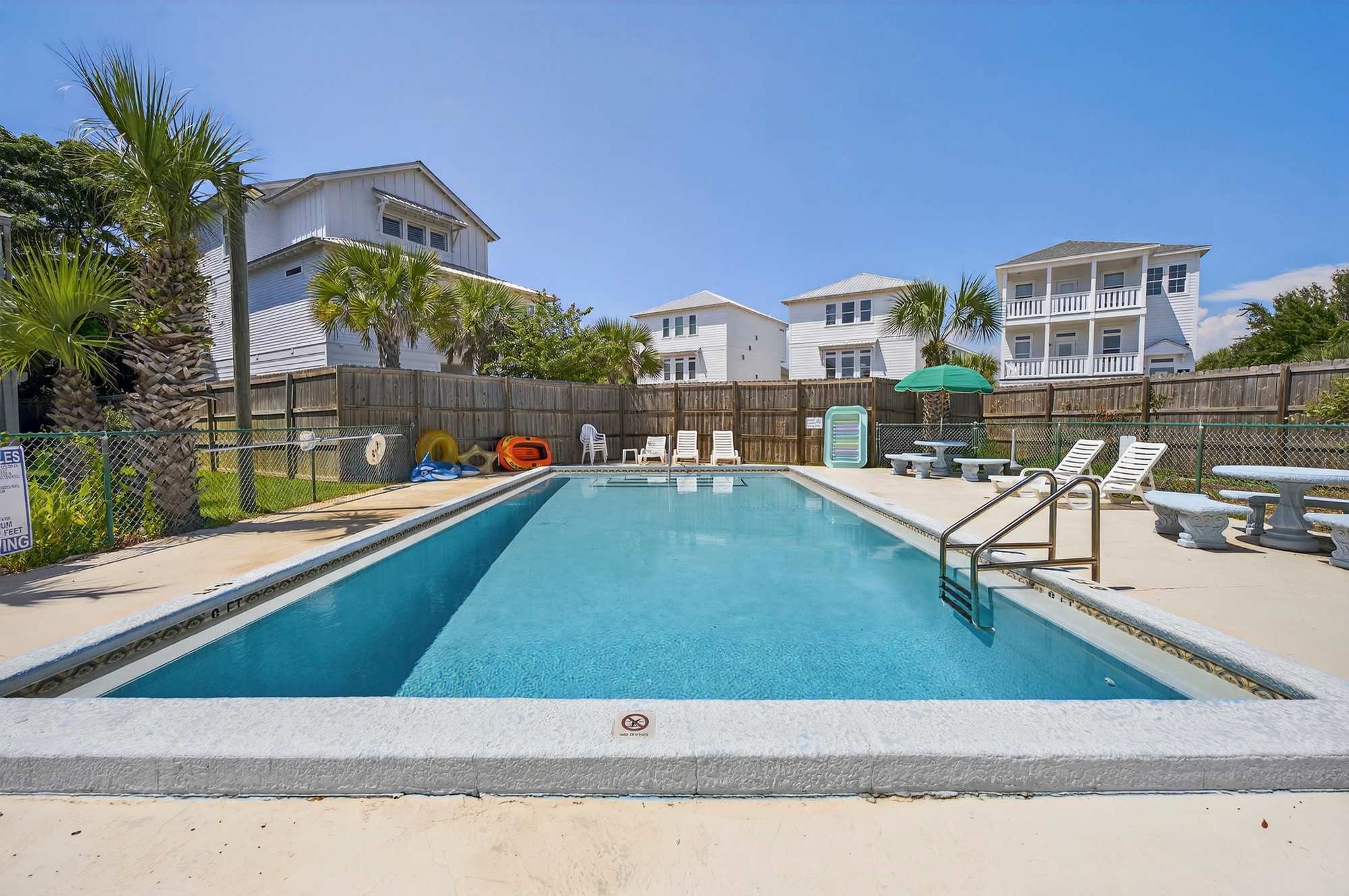 Take advantage of the complex amenities