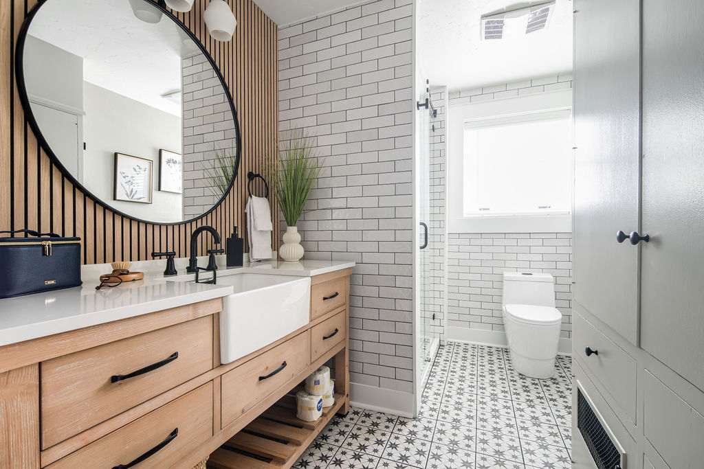 The Bank on Main | Photo 23