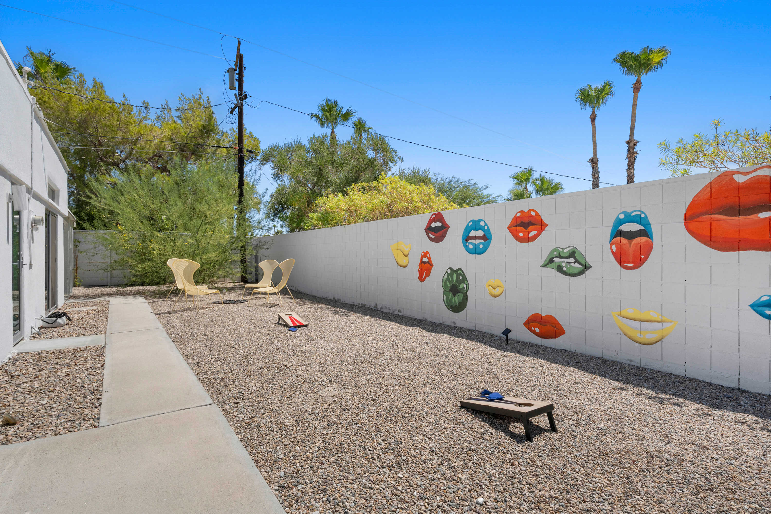 SunKissed Krisel – Long stays w/ Pool, Hot Tub, Firepit