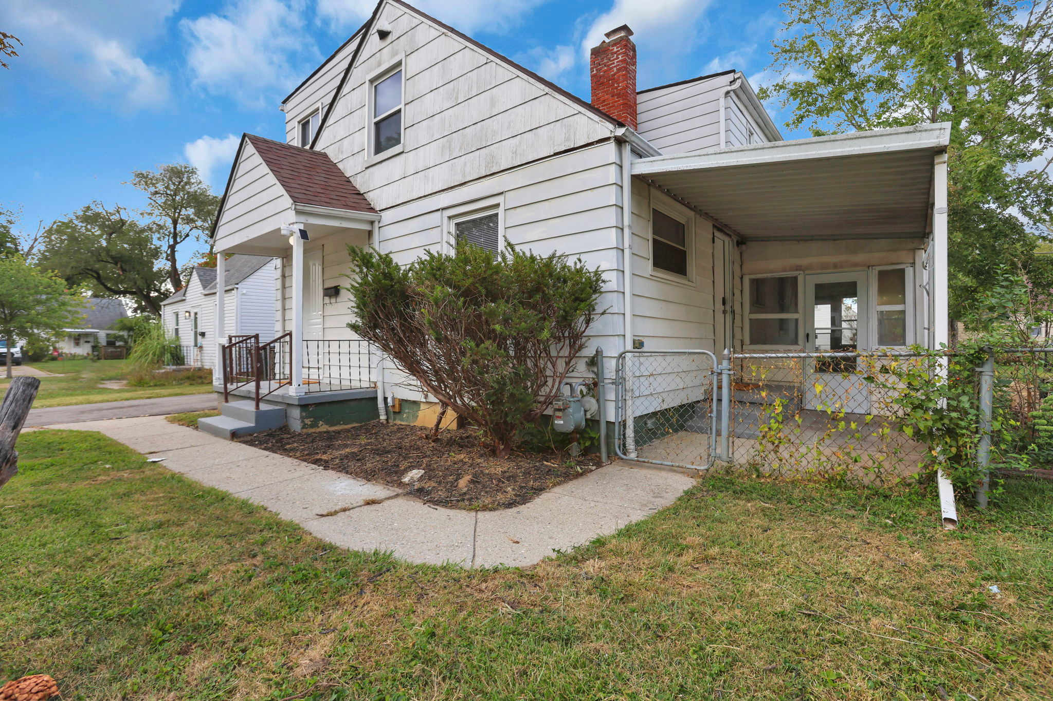 The Columbus Prime - 5 Bedroom 2 Bath- Parking
