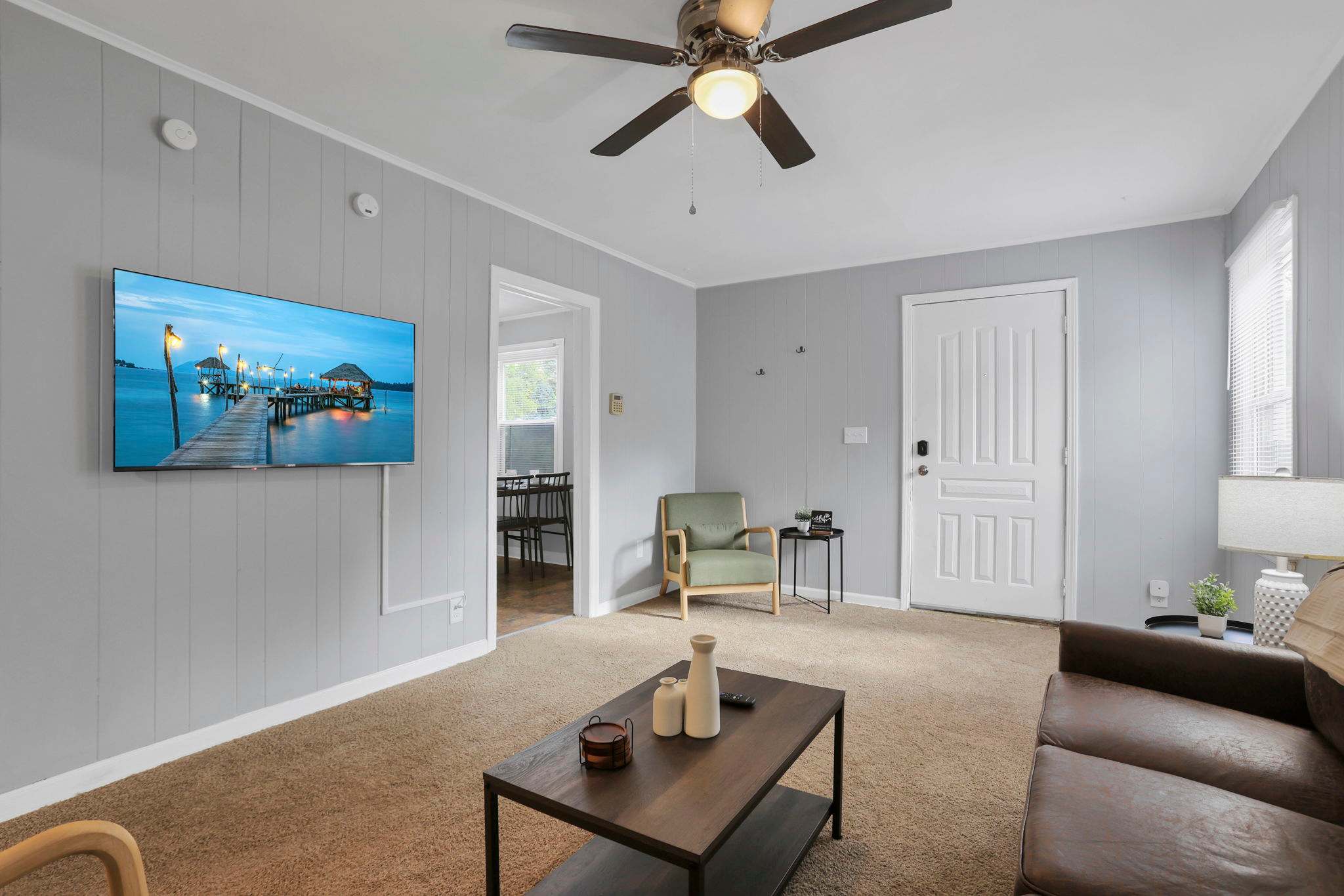 The Columbus Prime - 5 Bedroom 2 Bath- Parking