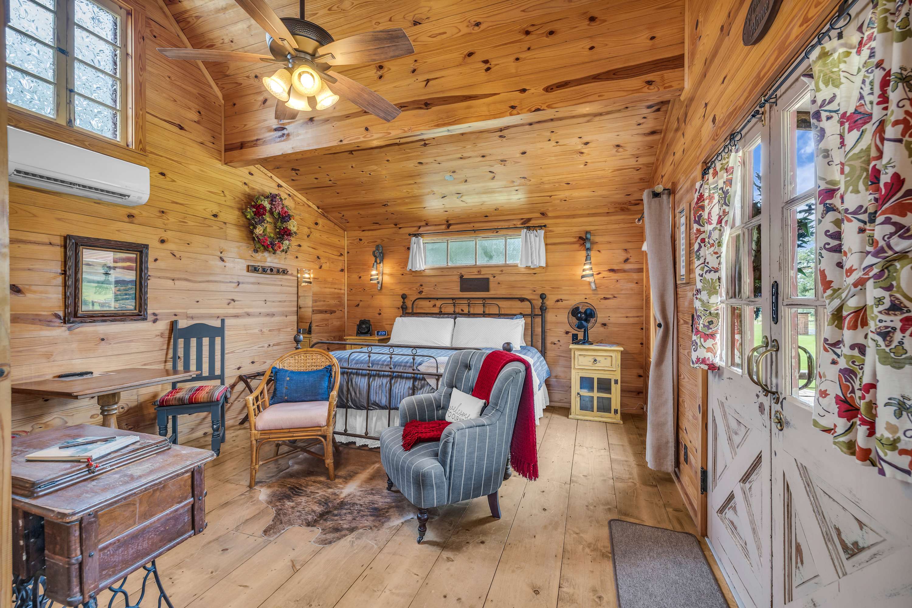 Cabins Out Back-Nest | Photo 14