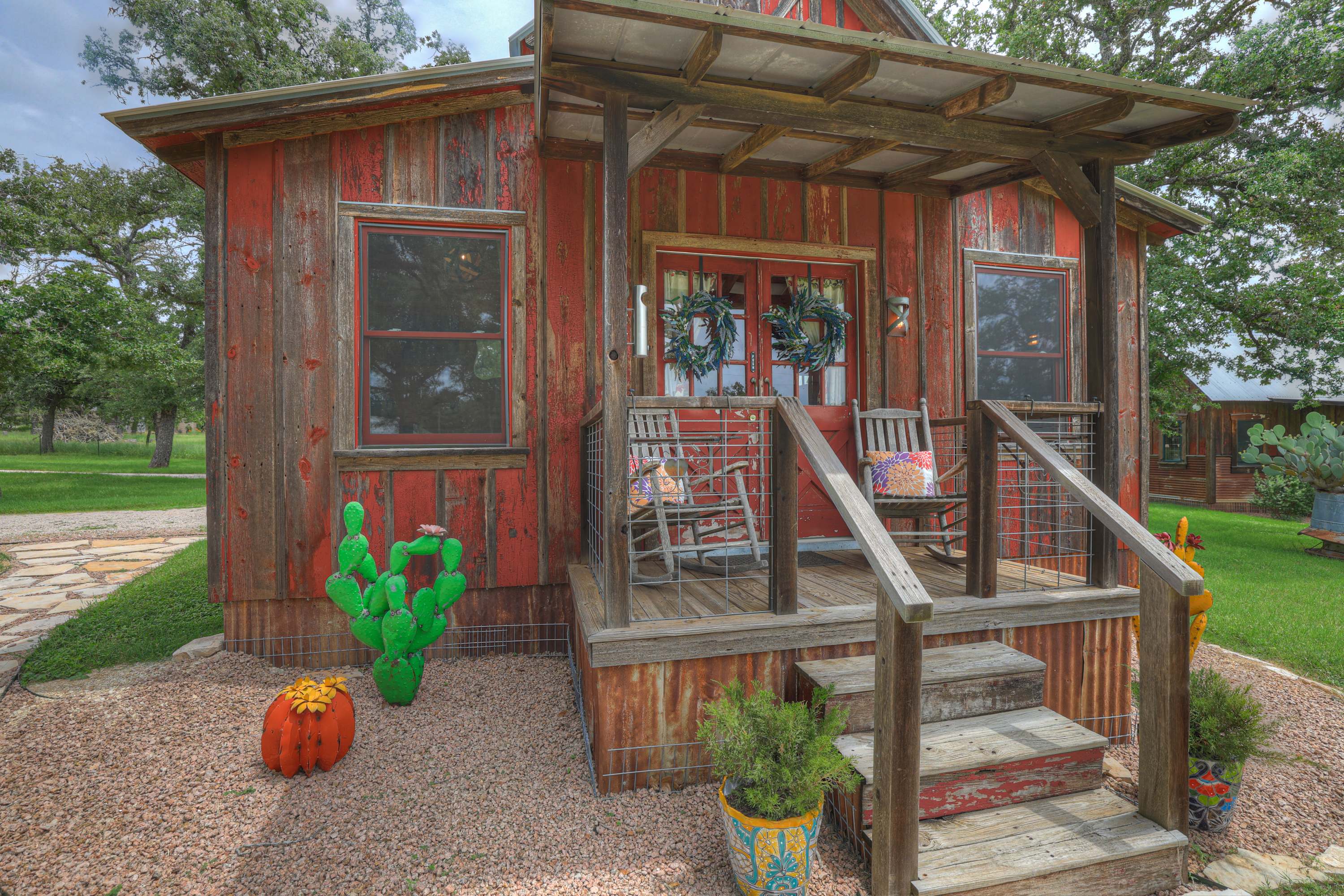 Cabins Out Back-Nest | Photo 22