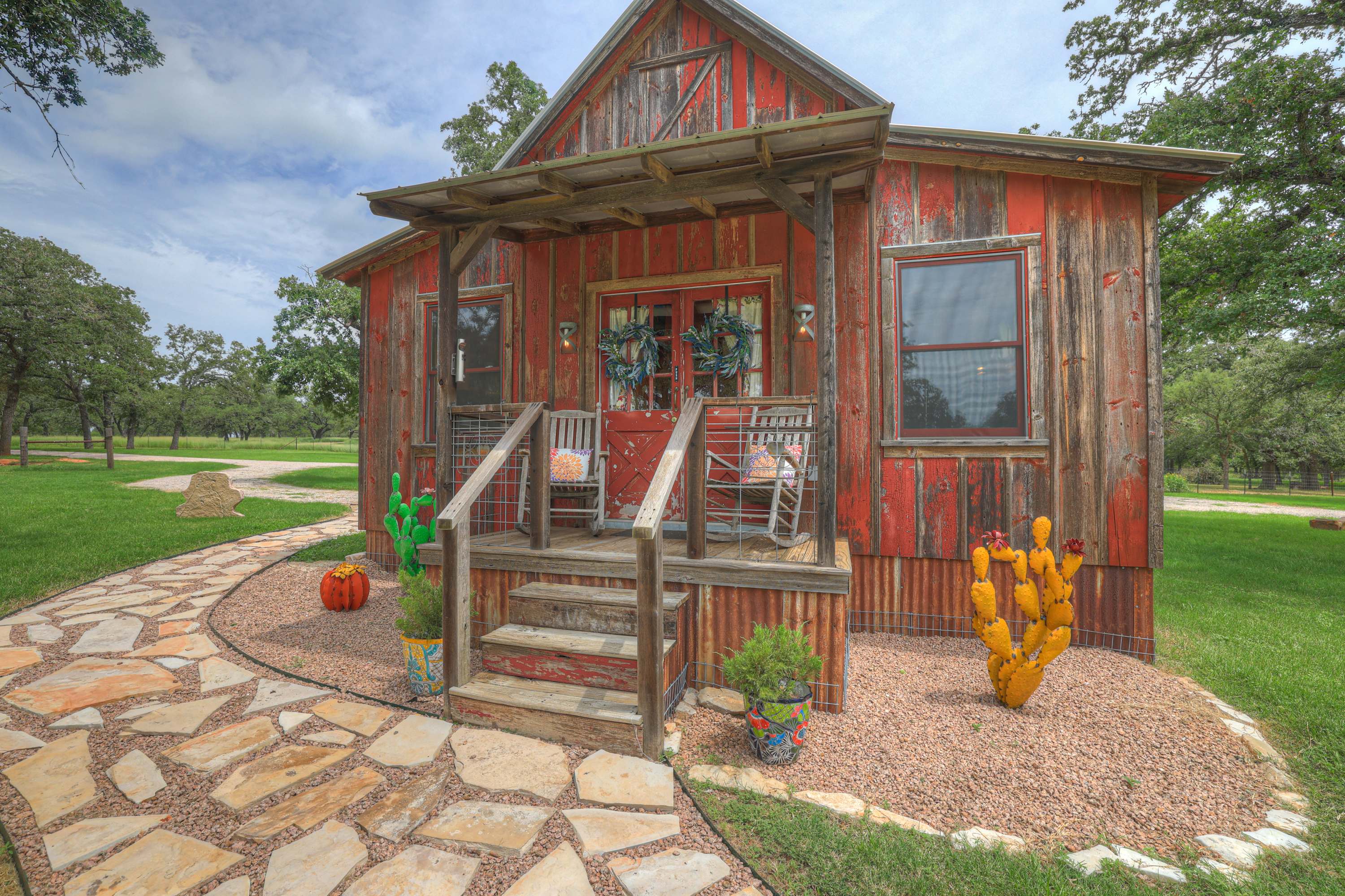 Cabins Out Back-Nest | Photo 21