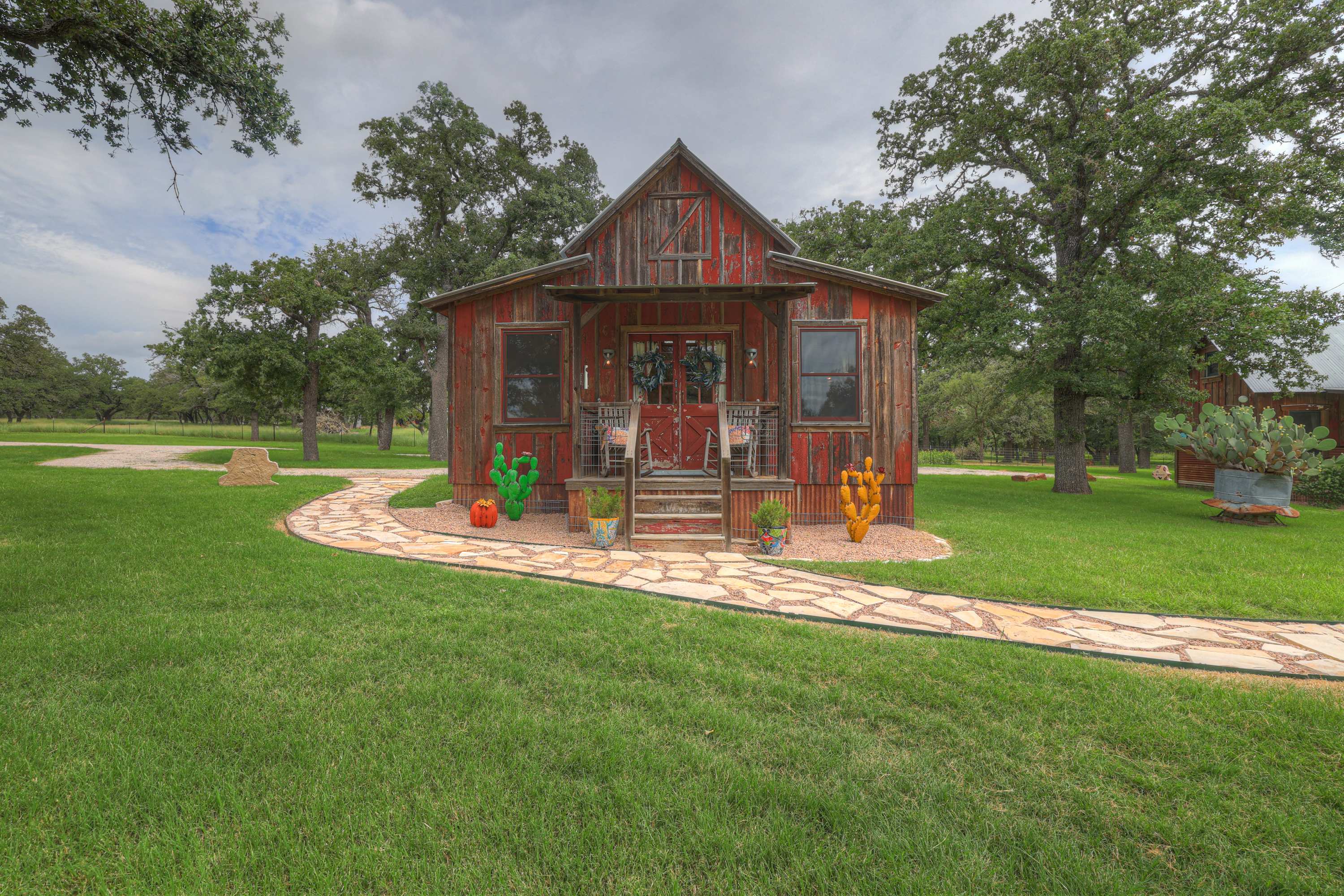 Cabins Out Back-Nest 6