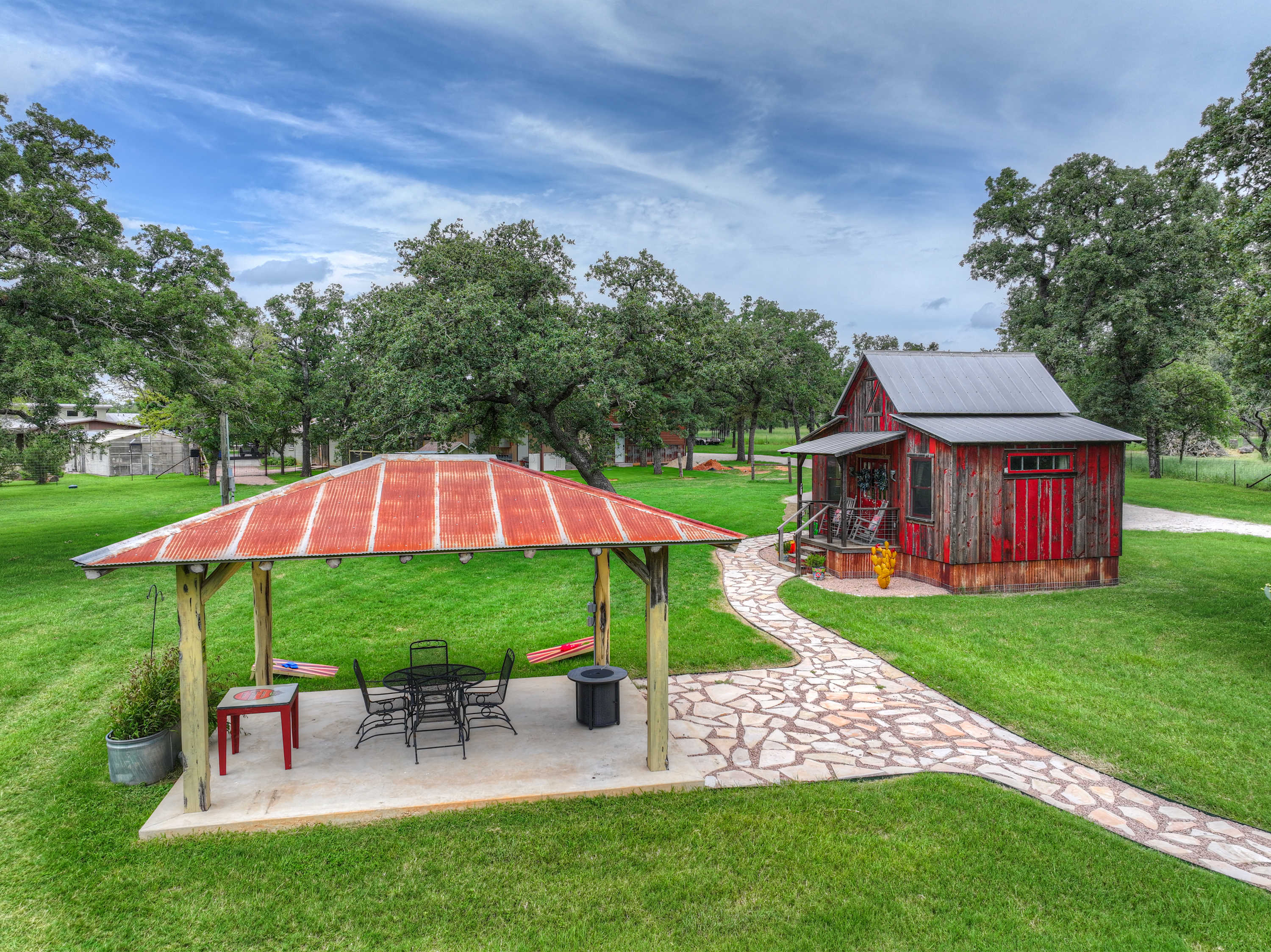 Cabins Out Back-Nest | Photo 23