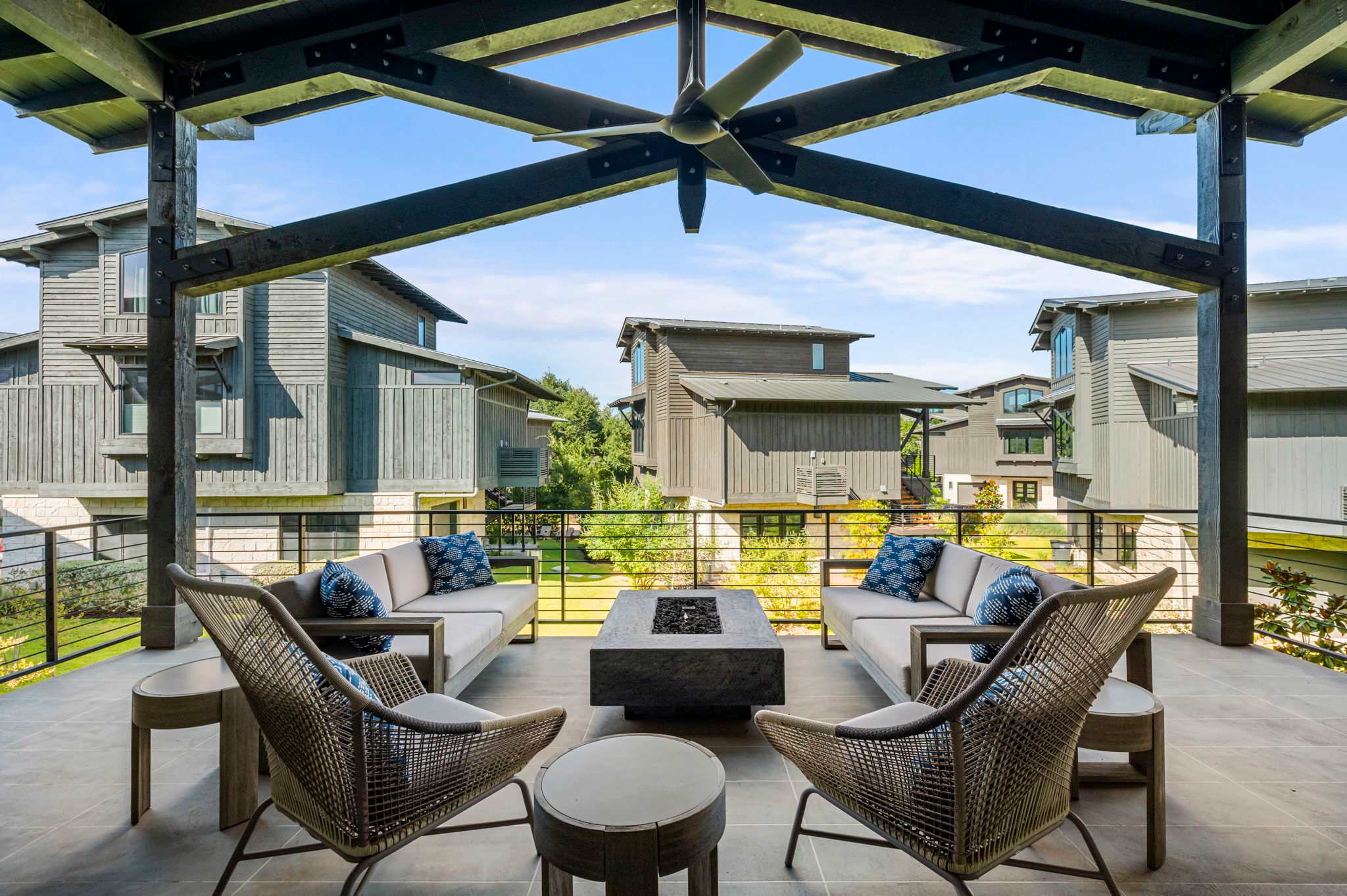 Luxe 3BR Lake Escape | BBQ, Firepit & Pickleball 3