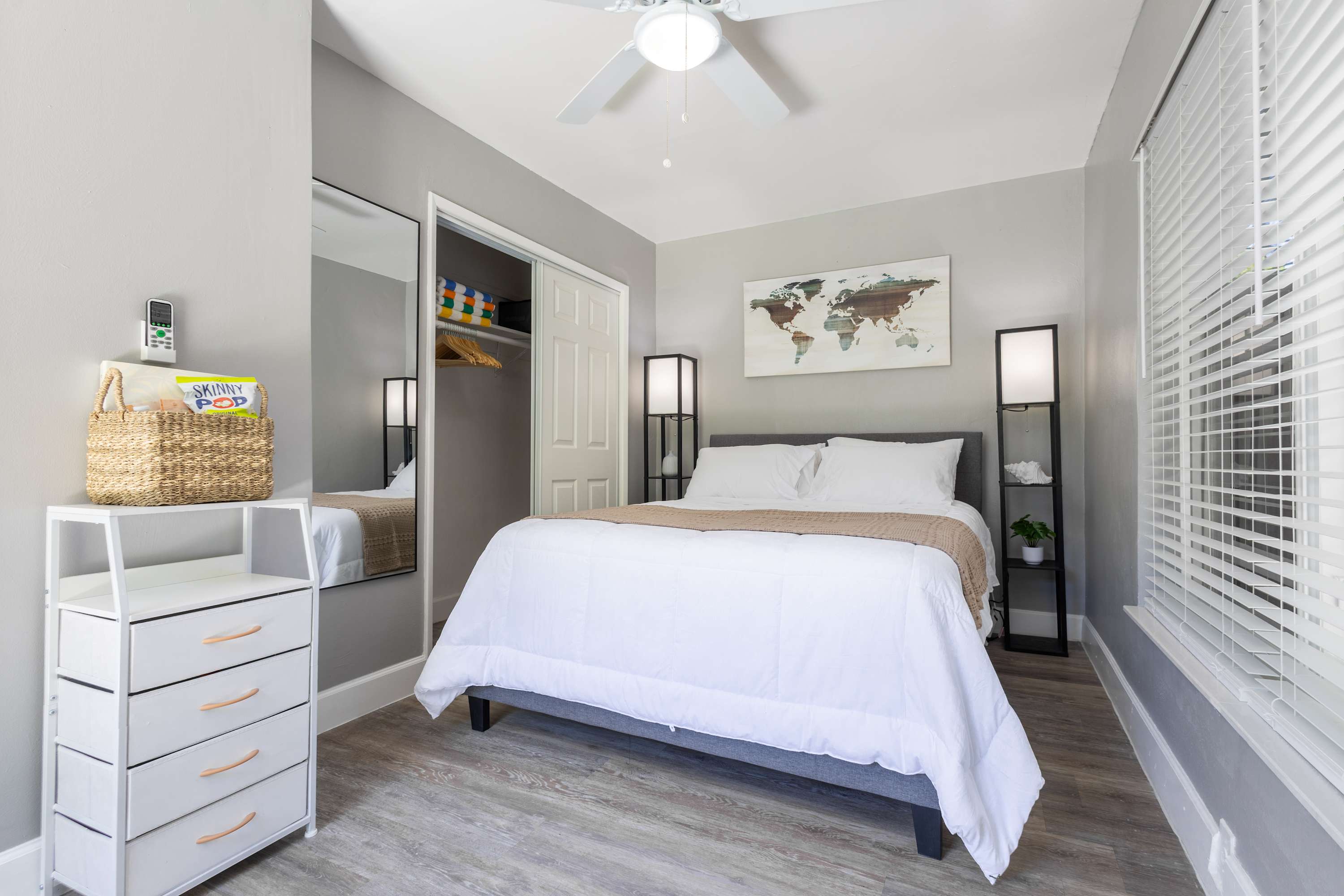 Rest A Shore - Central, Cozy 1BR