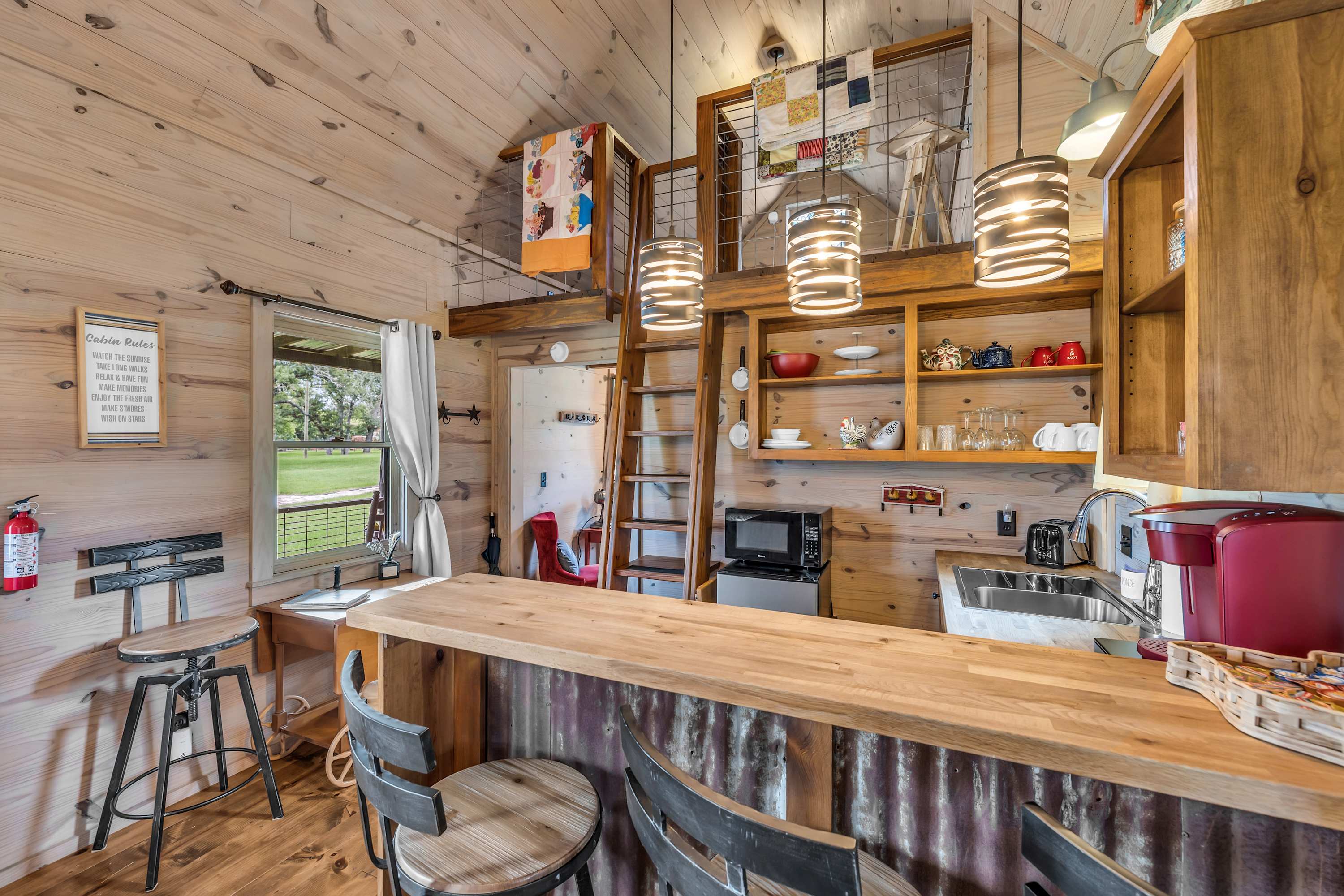 Cabins Out Back-Roost | Photo 13