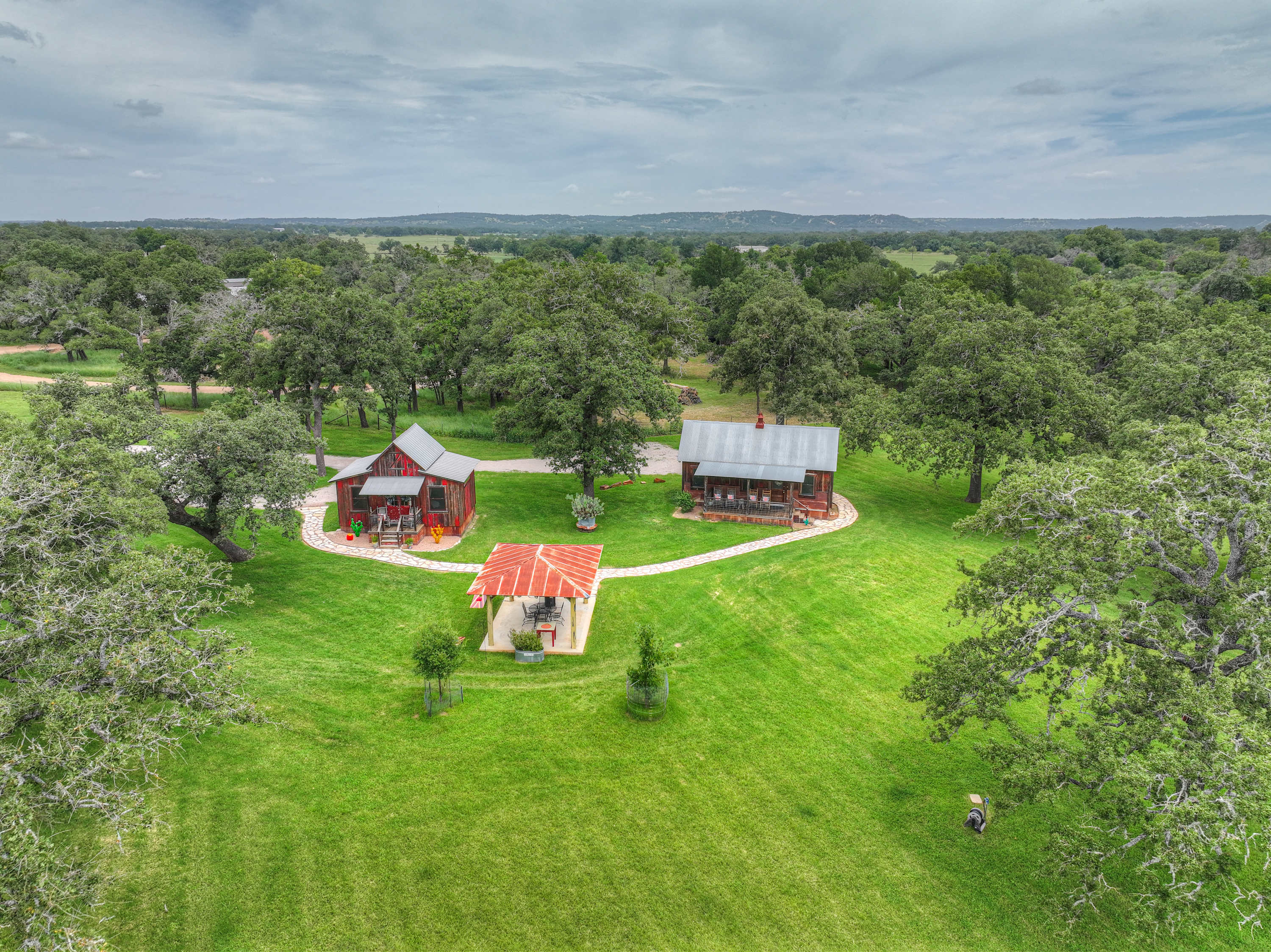 Cabins Out Back-Roost | Photo 26