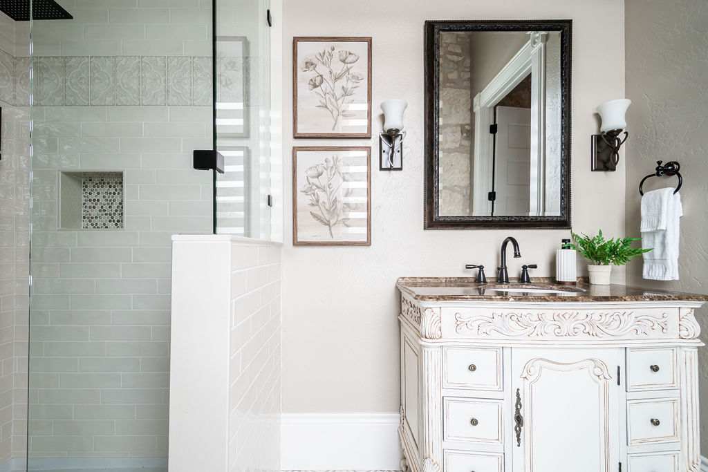 The Bank Suite B | Photo 22