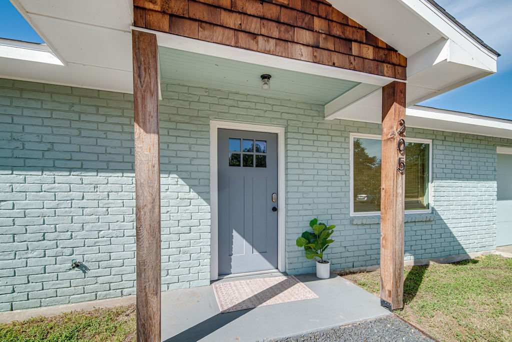 Brick Haus | Photo 23