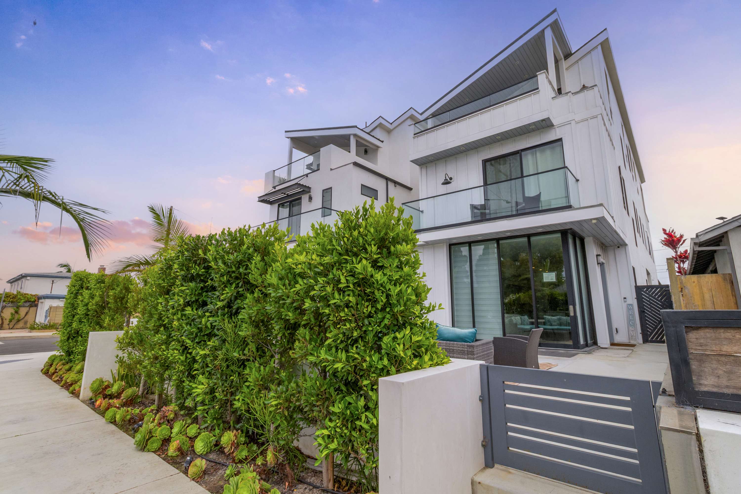 Property Image 100