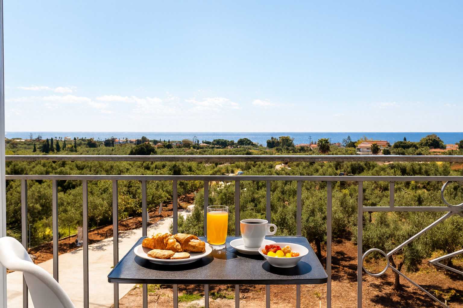 Seaview Serenity - Beachside Getaway — Agia Kiriaki, Agia Kiriaki — vacation rental