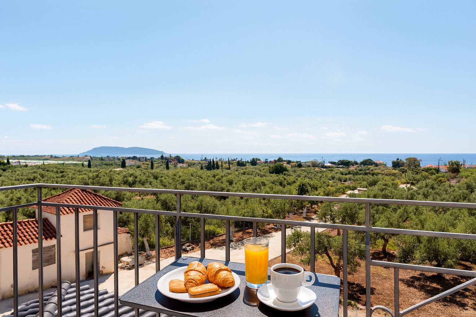 Serenity and Views - Beachside Escape — Agia Kiriaki, Agia Kiriaki — vacation rental