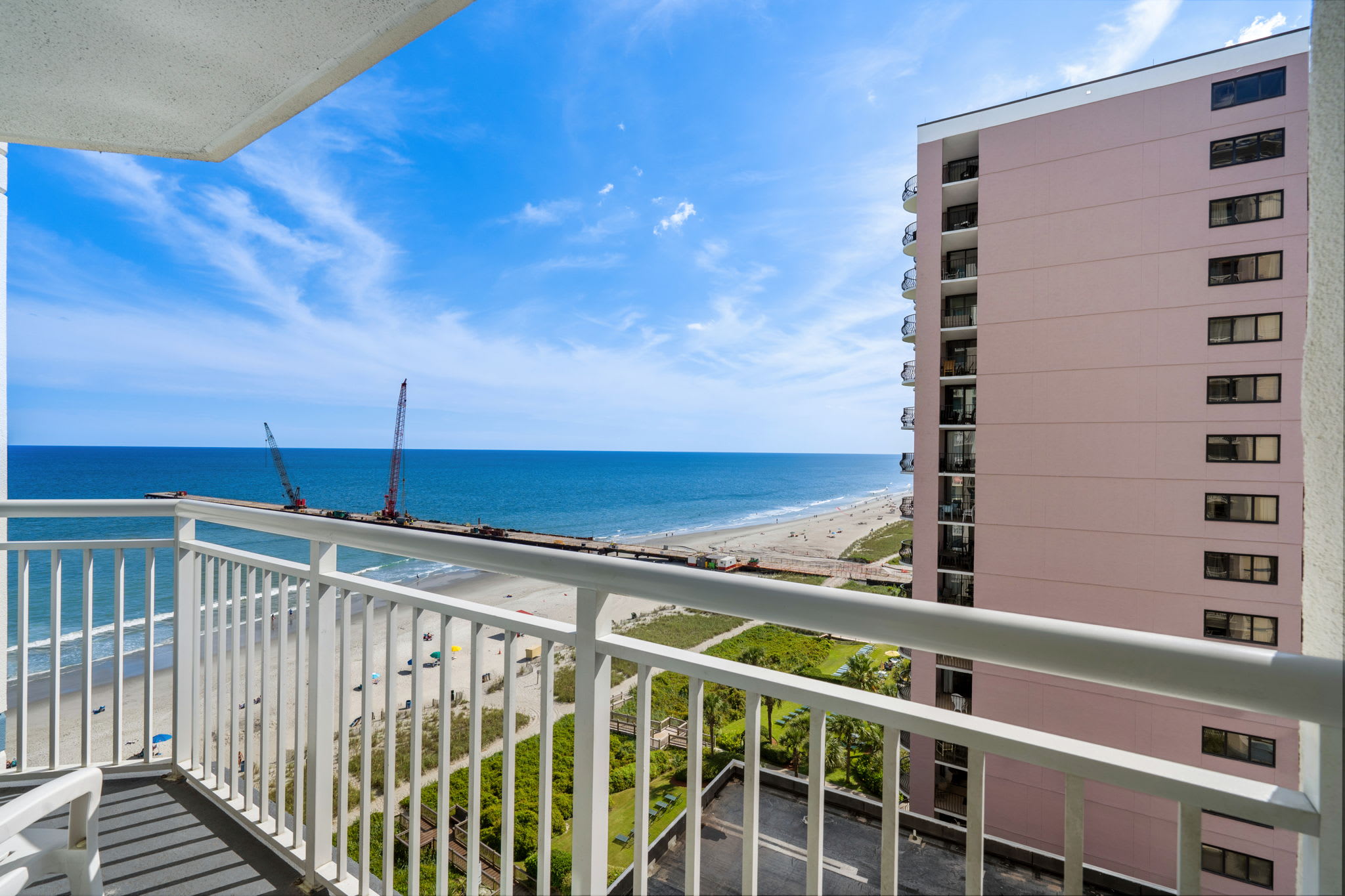 Endless ocean views.