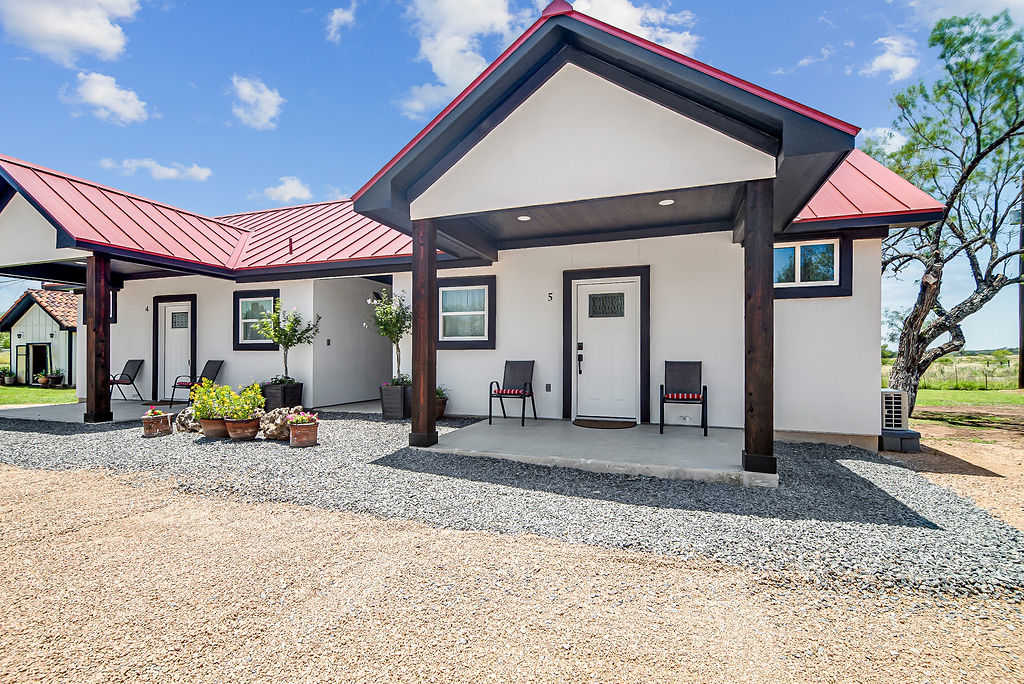 Live Oak Casita | Photo 15