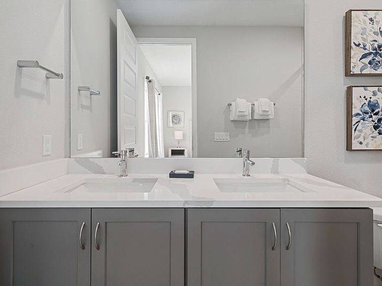 Modern villa w/pool & near Disney