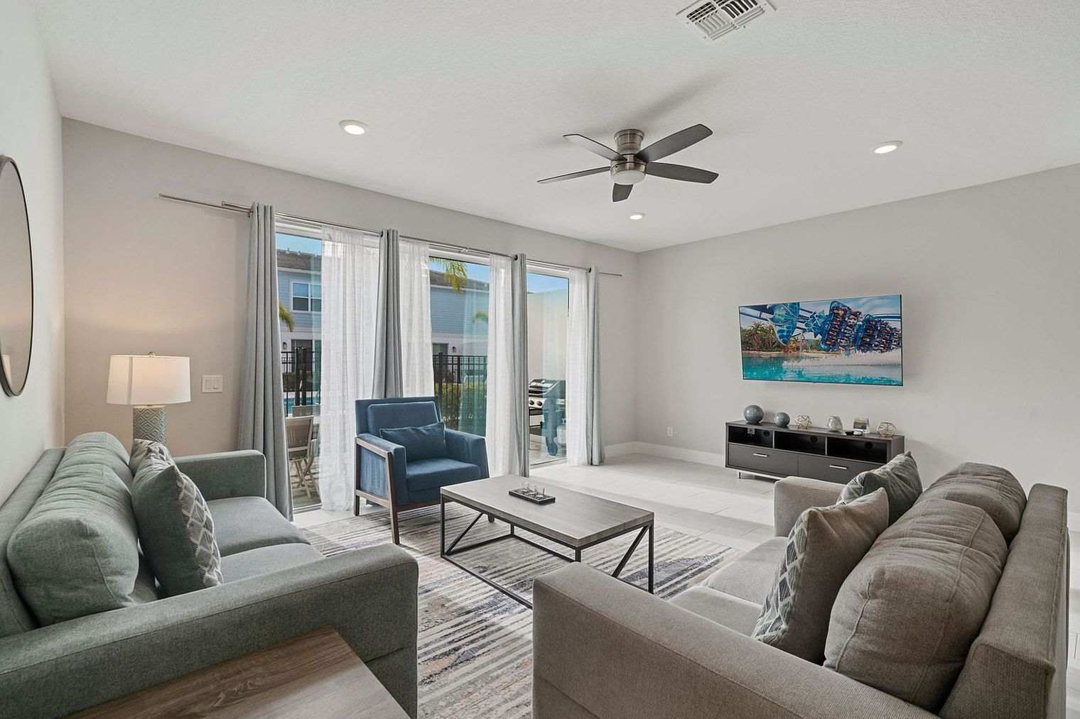 3BR townhouse near Disney w/ pool access