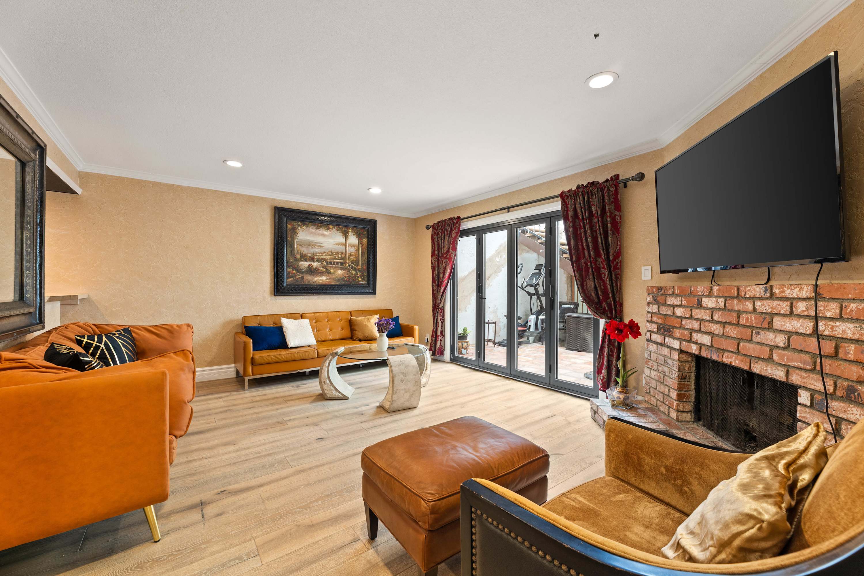 Allura Studio City Mediterranean with Private Pool - Photo 5