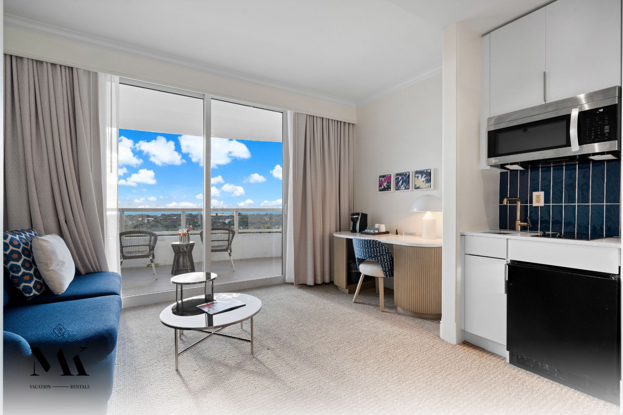 Fontainebleau|spa Access|amenities W/ Sunset Views - Miami Beach, FL