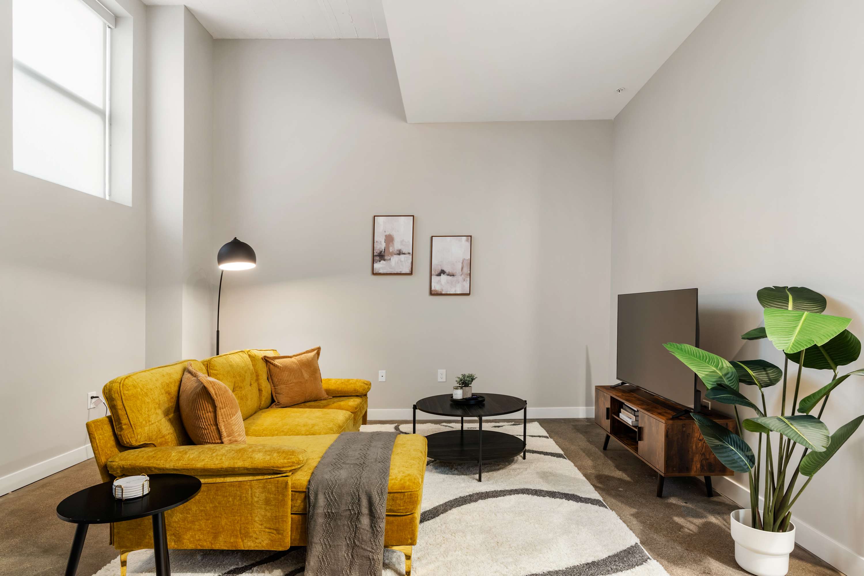 Stylish 1BR | Textile by CozySuites in Cincinnati, OH