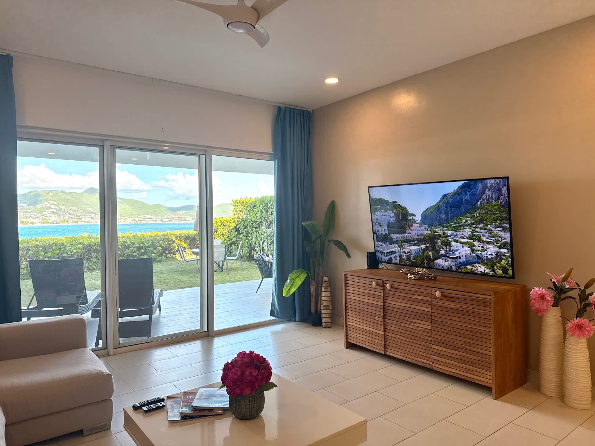 SeaView 2Brm Ocean Front Condo · Simpson Bay | SeaLaVie SXM — photo 3