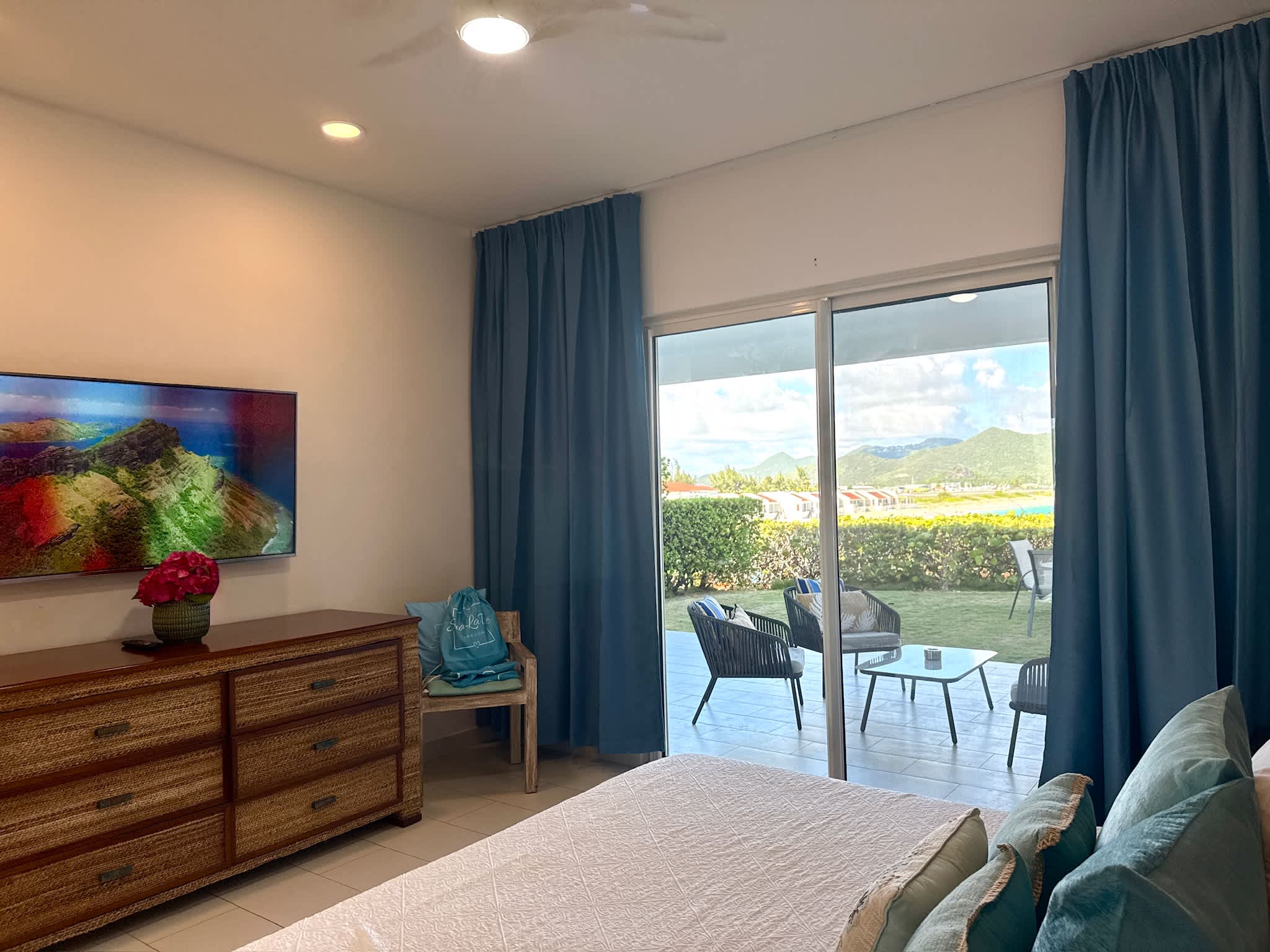 SeaView 2Brm Ocean Front Condo · Simpson Bay | SeaLaVie SXM — photo 13