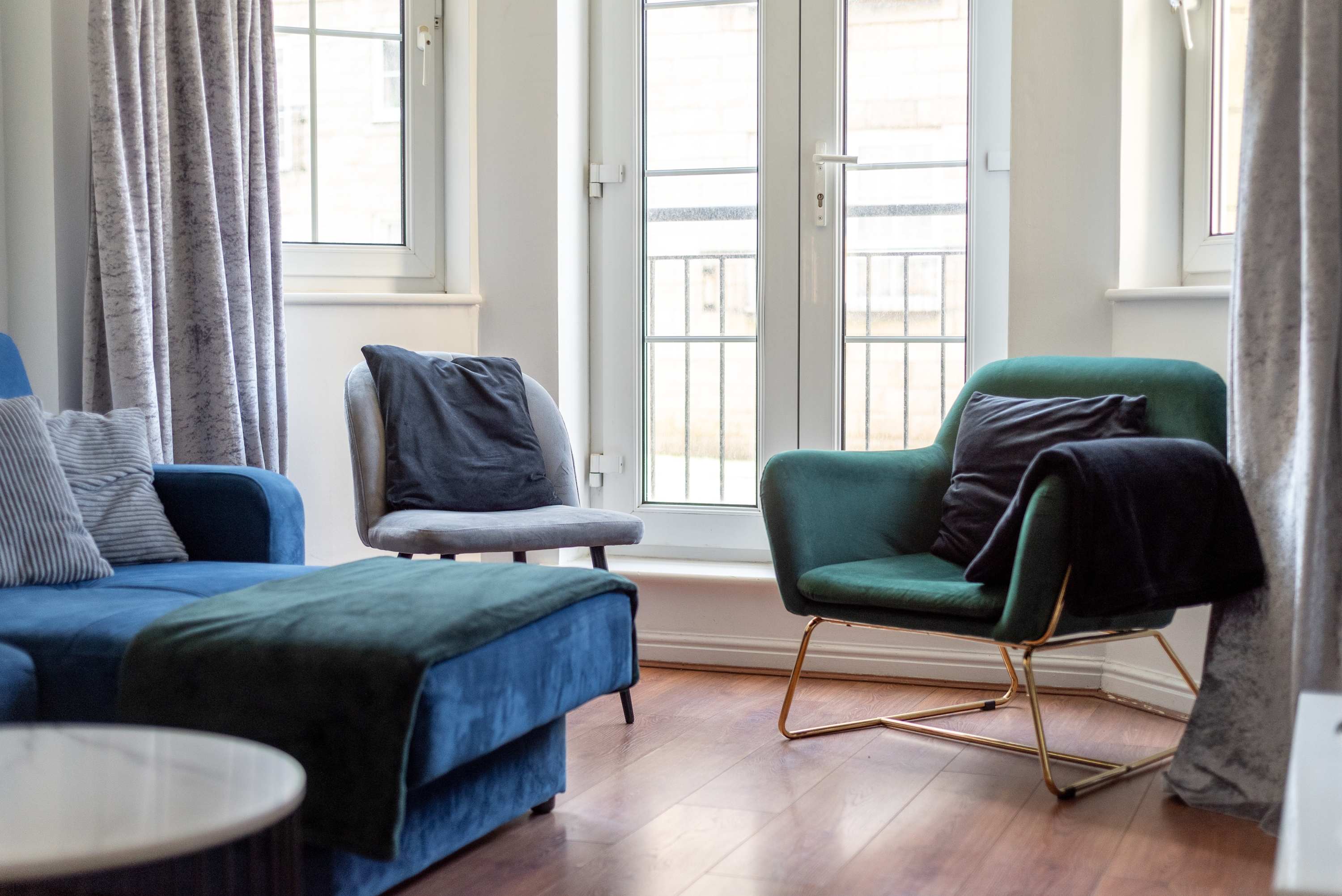 Spacious Apt Stay - Near City Centre & Tram -Walk to Leith in Edinburgh EH6 - Property image 8 - VivreStays