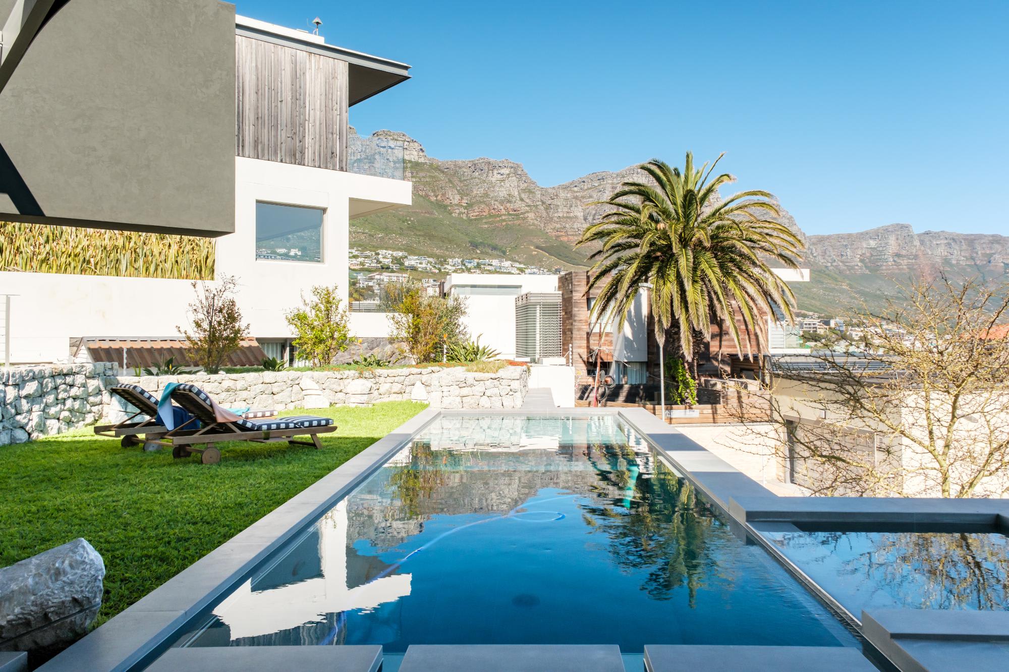Grand Camps Bay 5bed w Views Pool Gym Villa Serena 5