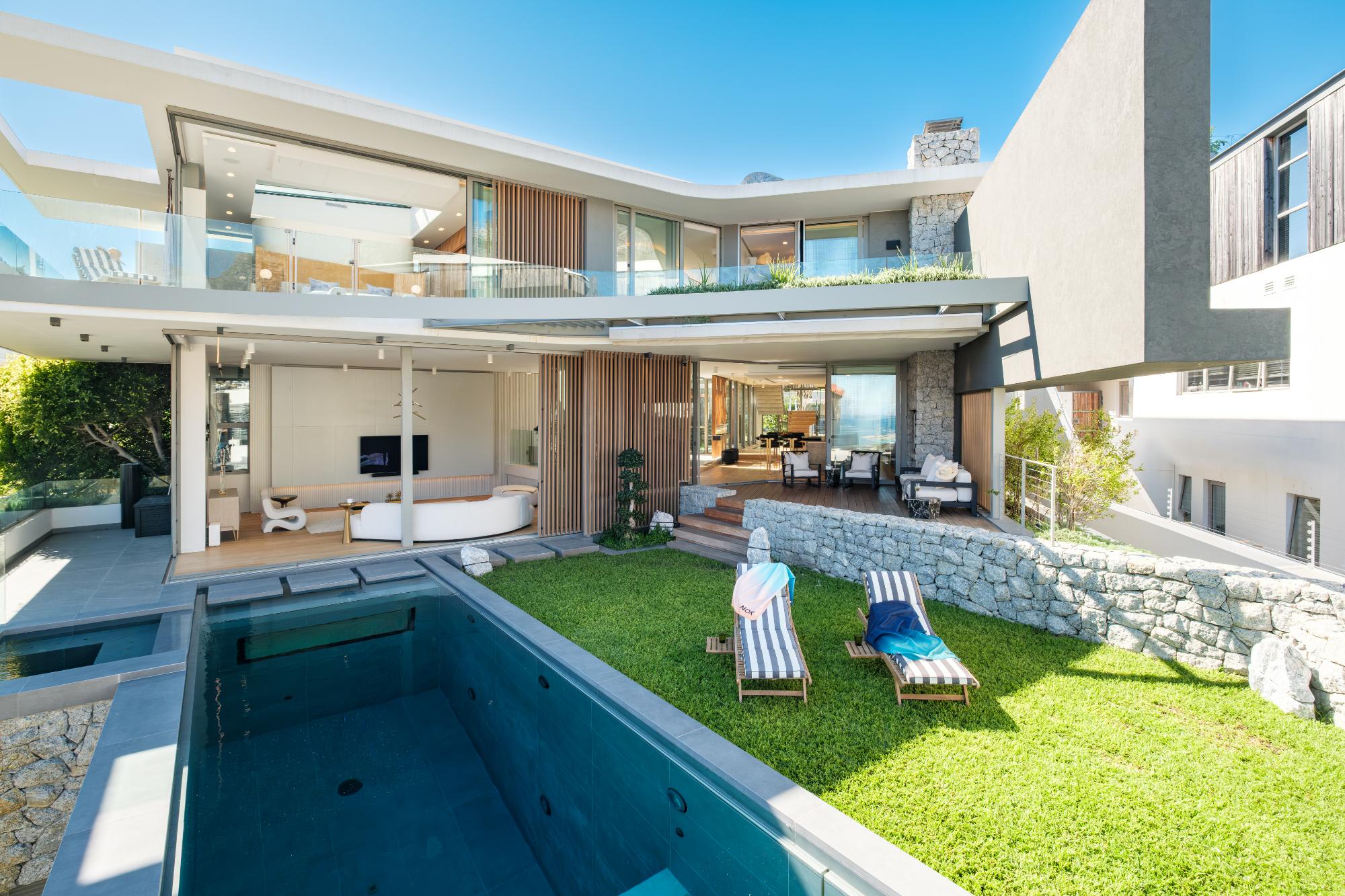 Grand Camps Bay 5bed w Views Pool Gym Villa Serena