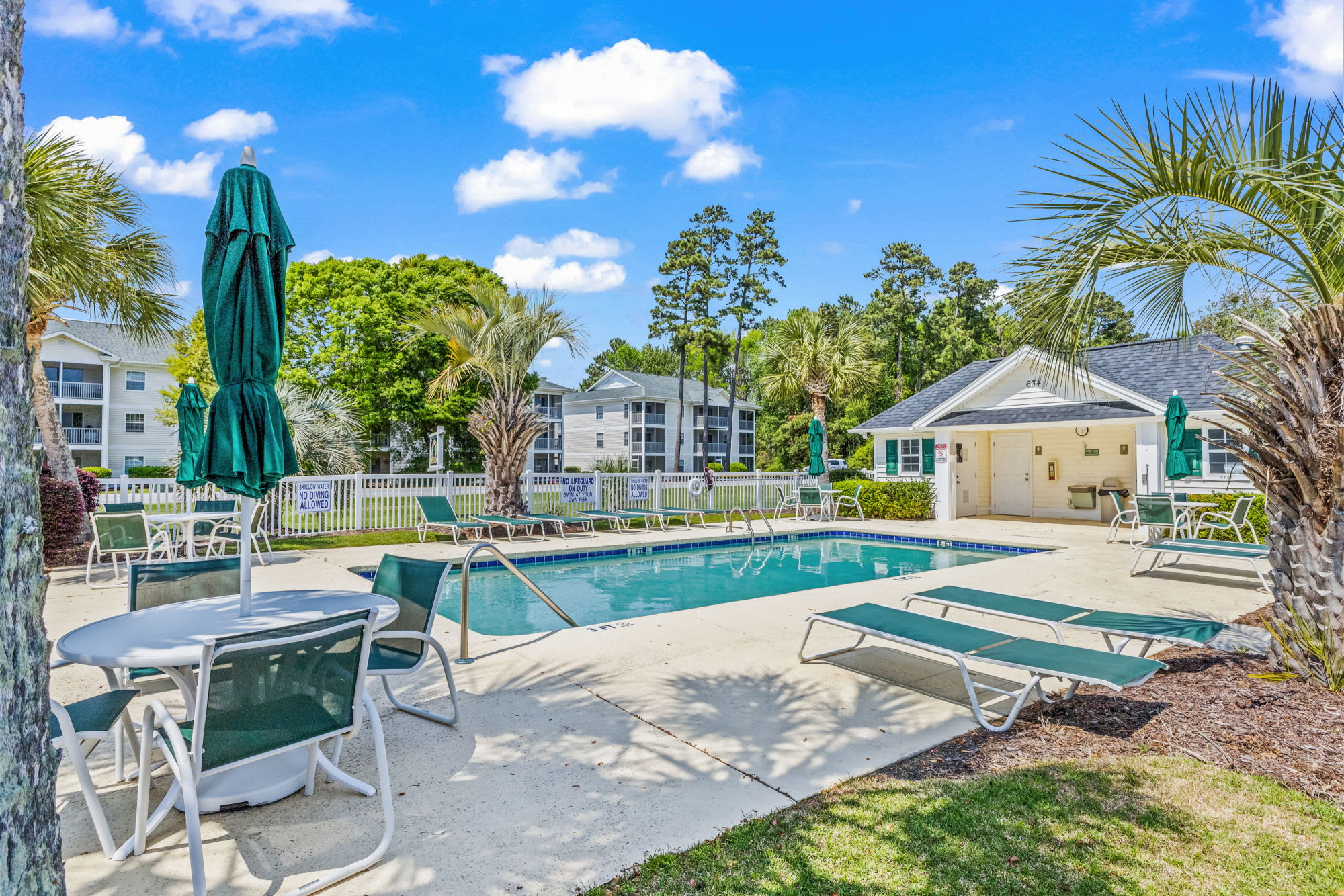 River Oaks 46I Near Golf Areas | Photo 2